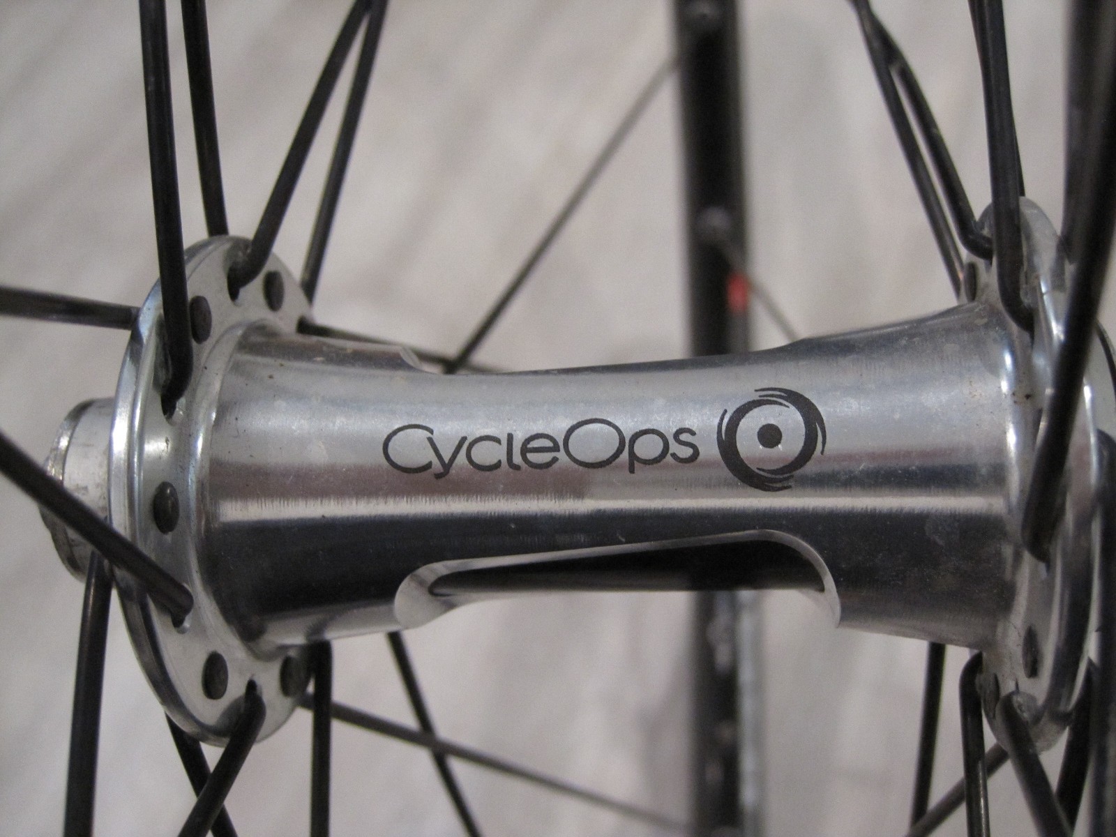 DT SWISS RR465 rim 700c 28hole Erto622x15 / CycleOps Front Hub & Grand Prix Tire