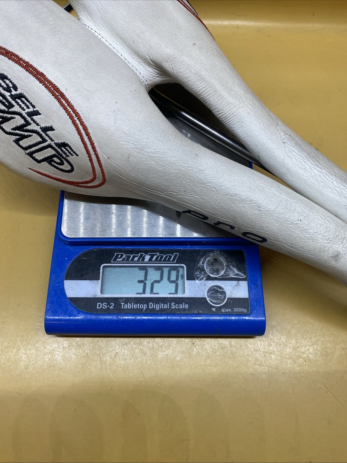 Selle SMP Pro White Leather 270mm x 150mm Titanium Rail Saddle