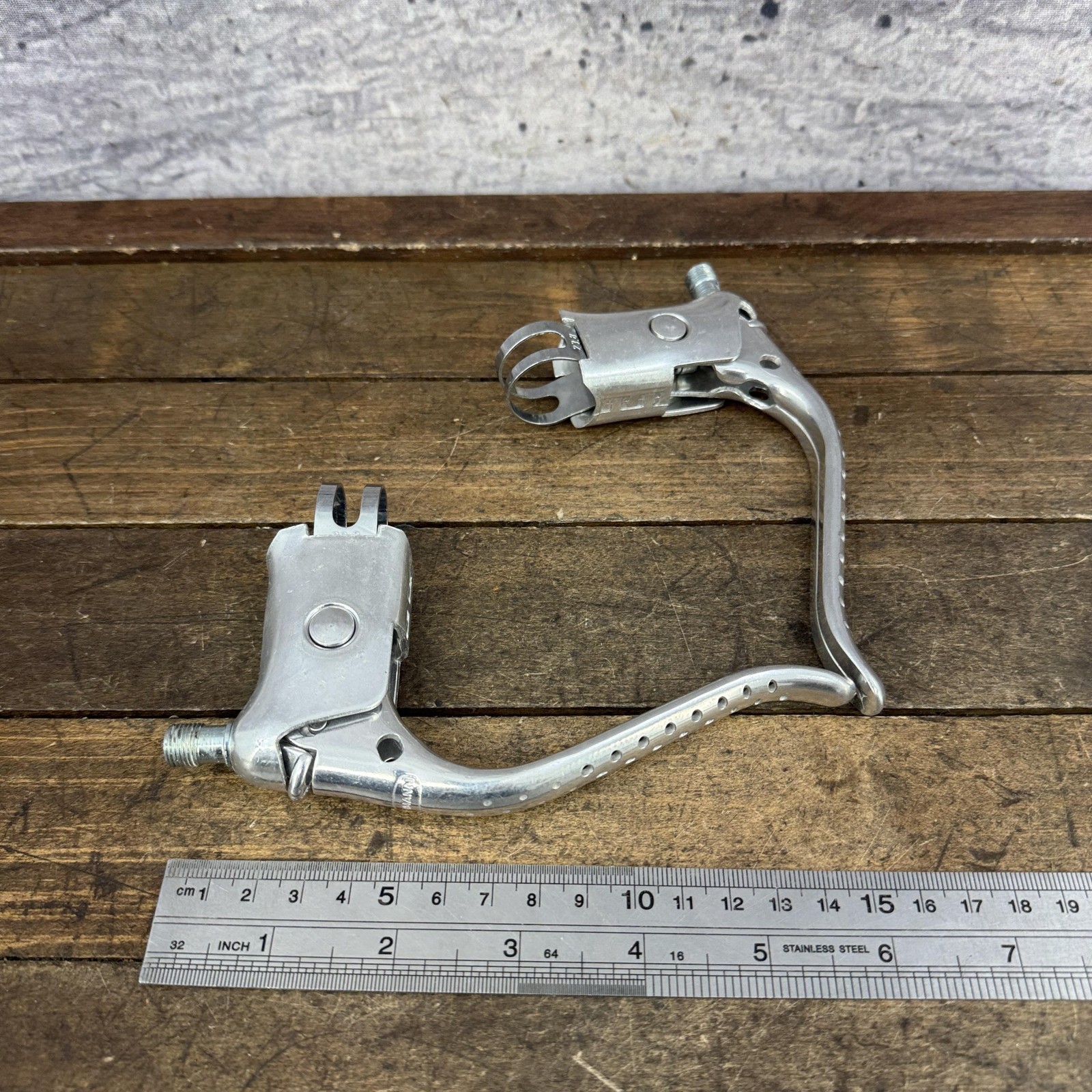 Vintage Weinmann Brake Levers Pair Silver 1979 4-Finger Road Bike Touring Parts