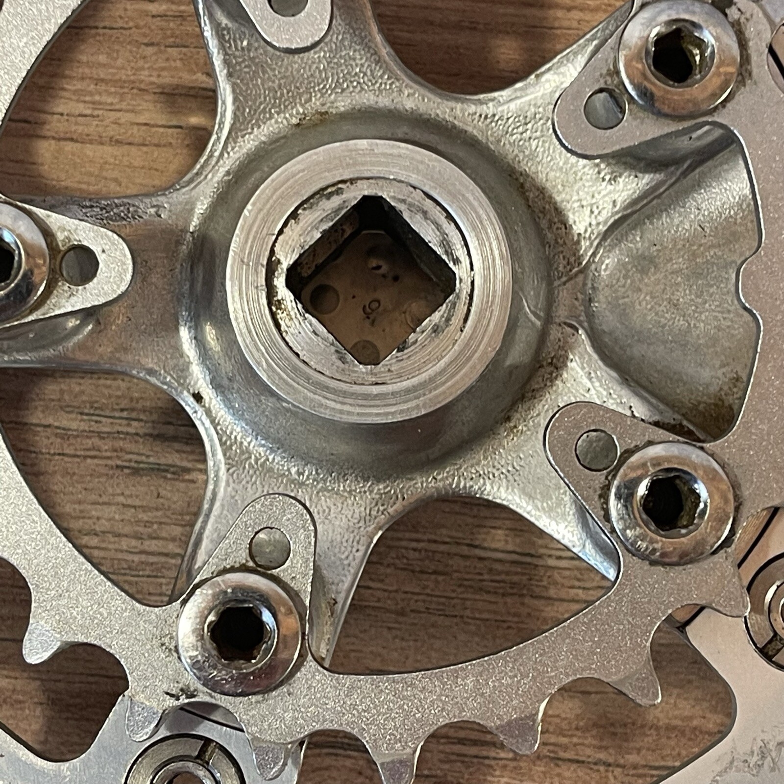 Vintage LOW MILEAGE Shimano Deore FC-MT60 Crankset 175 46 / 36 / 24 Triple