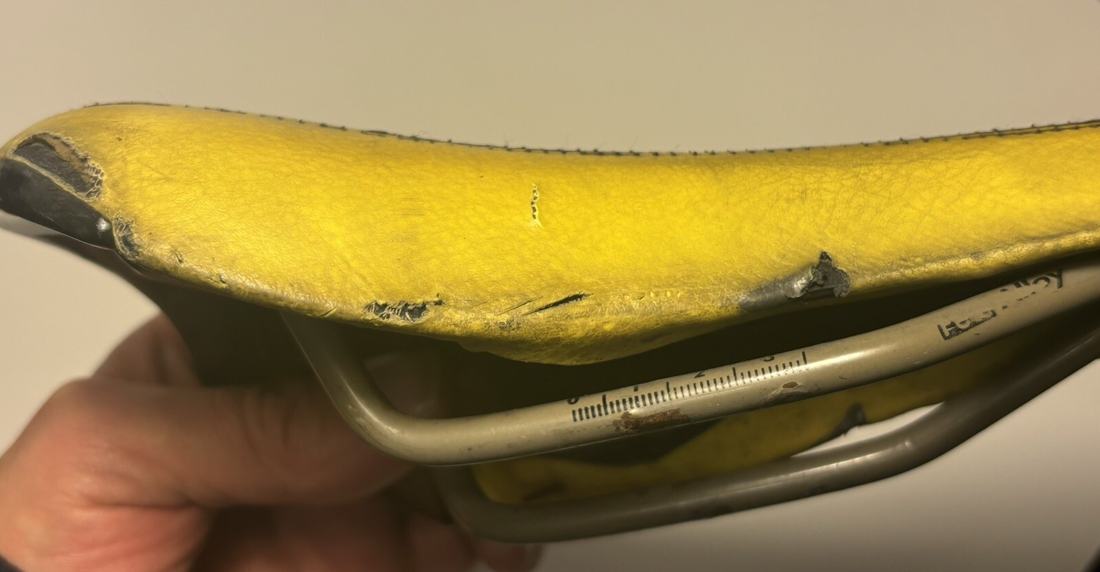 Selle Italia XO Cycling Saddle Seat 2 Tone Leather W/Rail Italy Black And Yellow