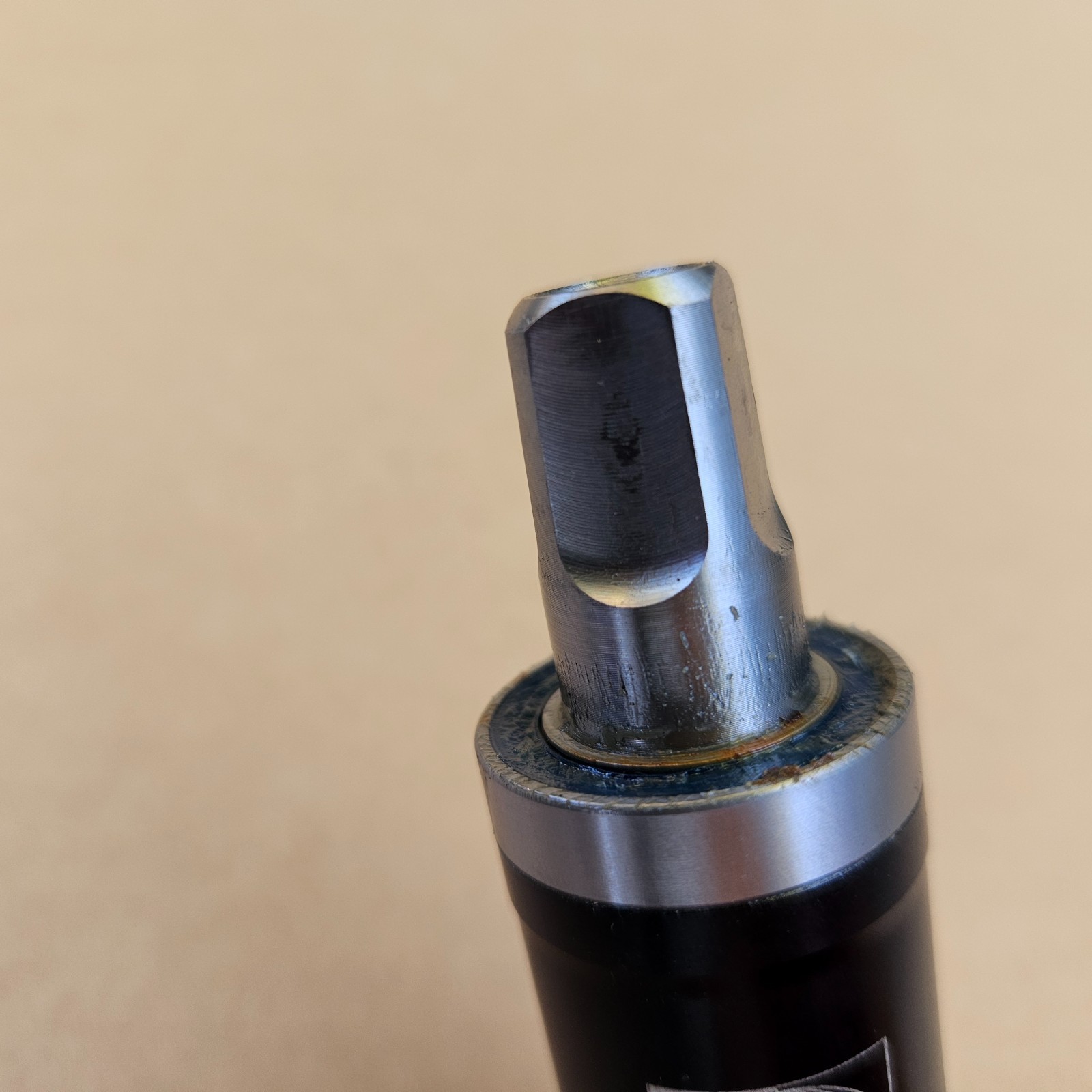 World Class Titanium 73mm Cartridge Bottom Bracket 109mm Spindle English Thread