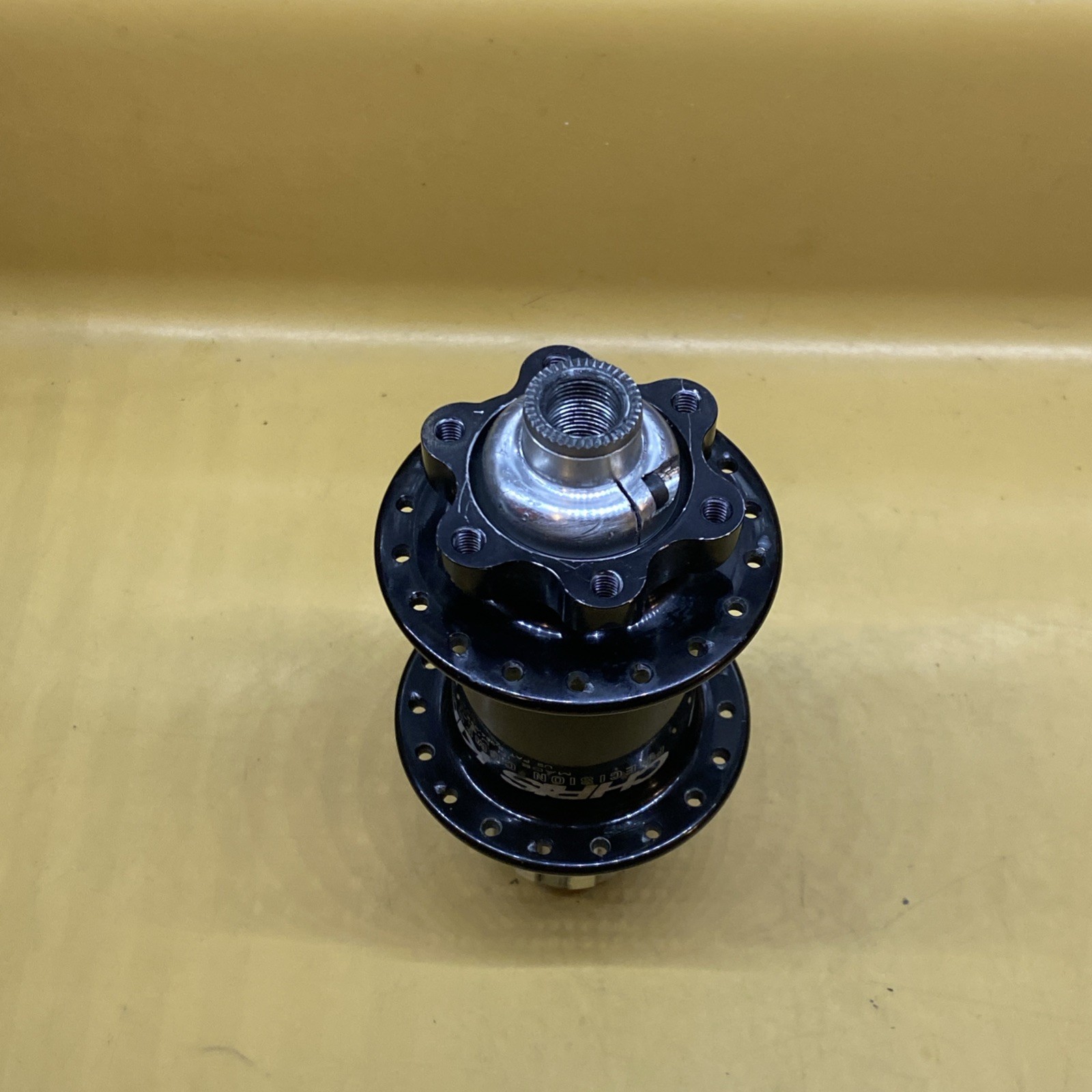 Black Chris King ISO 36h F20x110mmTA/R10x135mm Bolt-On,QR or 142mmTA Disc Hubset