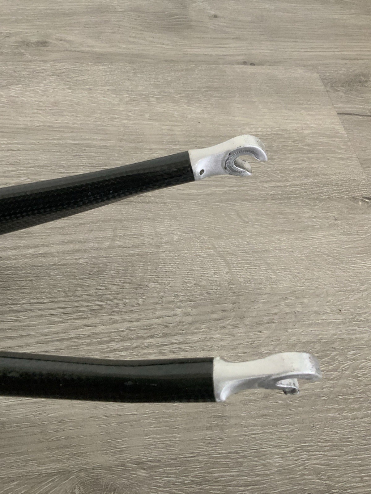 BLACK BLADES CARBON FORK 1 1/8 INCH THREADLESS 700C 295 MM STEERER 570 GRAMS
