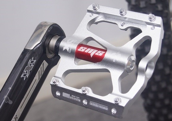 Aluminum Road MTB Mountain Bike XC Bicycle Pedal 3 Bearings Flat Pedals Gray