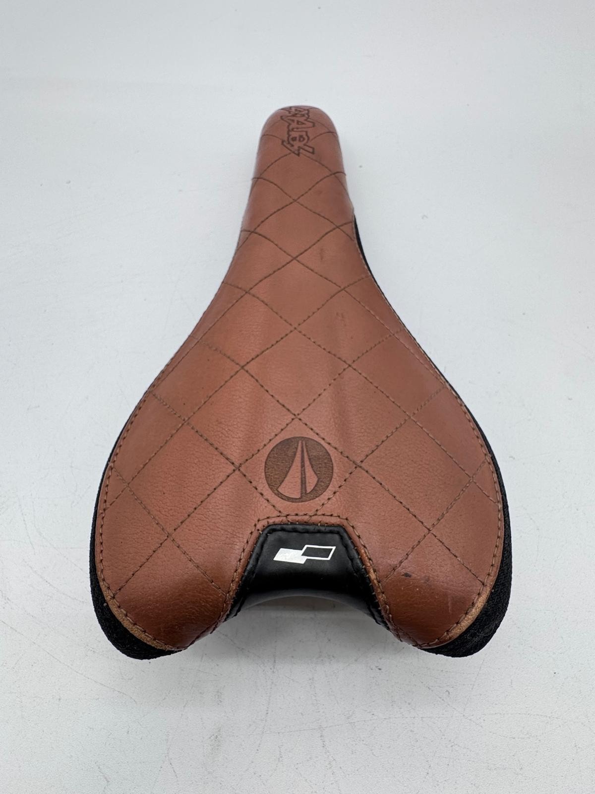 Brown SDG Saddle Sensus