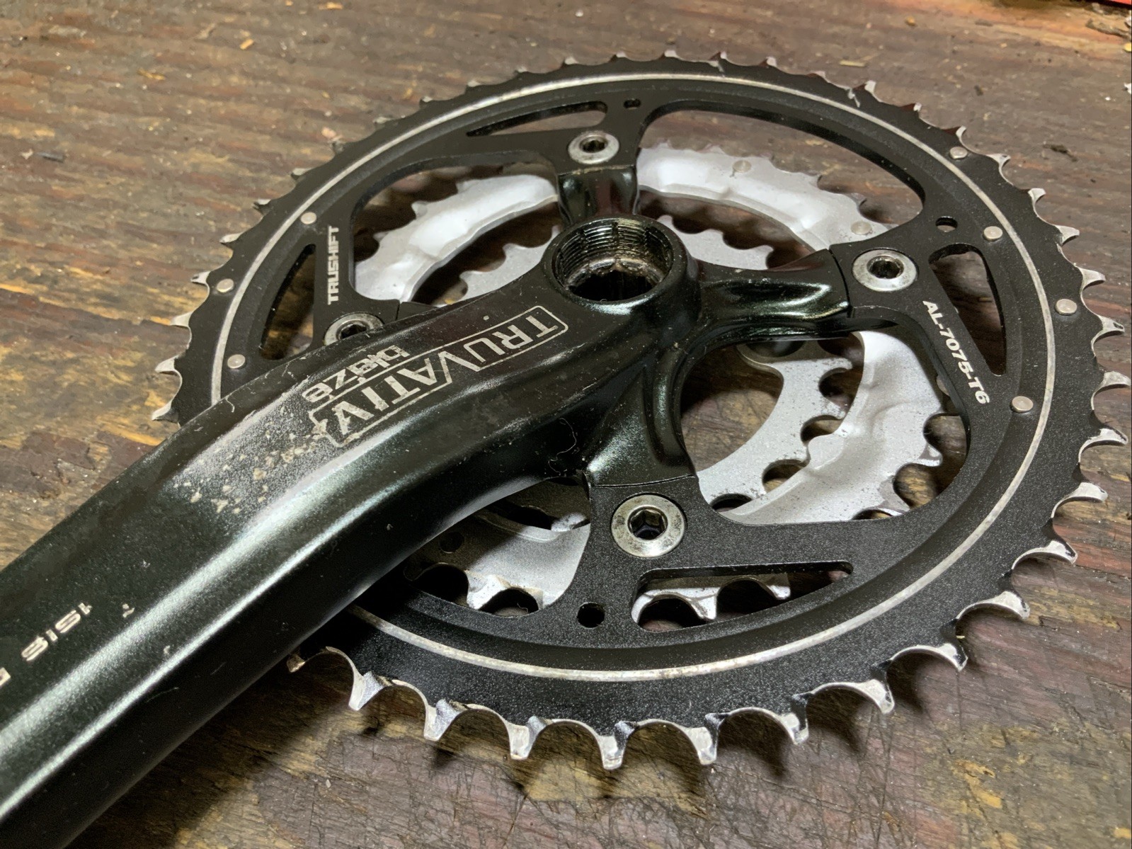 Truvativ Blaze Triple MTB Crankset 175mm ISIS Drive w/68×113 Bottom Bracket