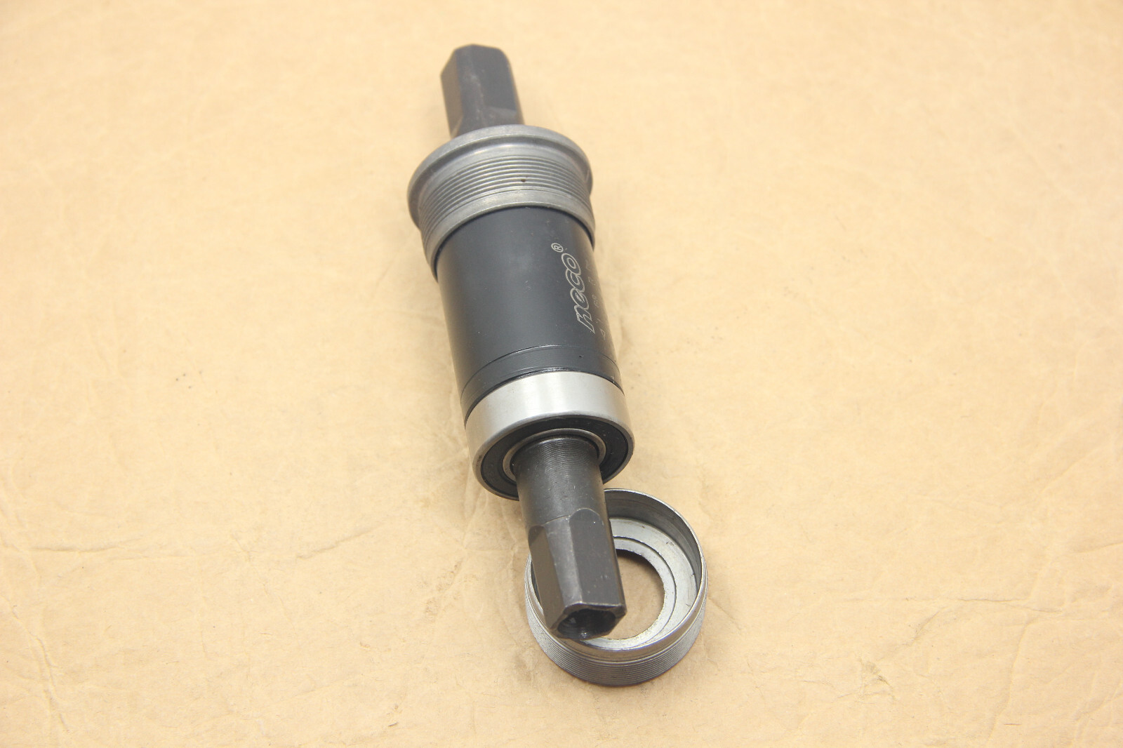 Bicycle Bottom Bracket 68 x 134mm Square Taper