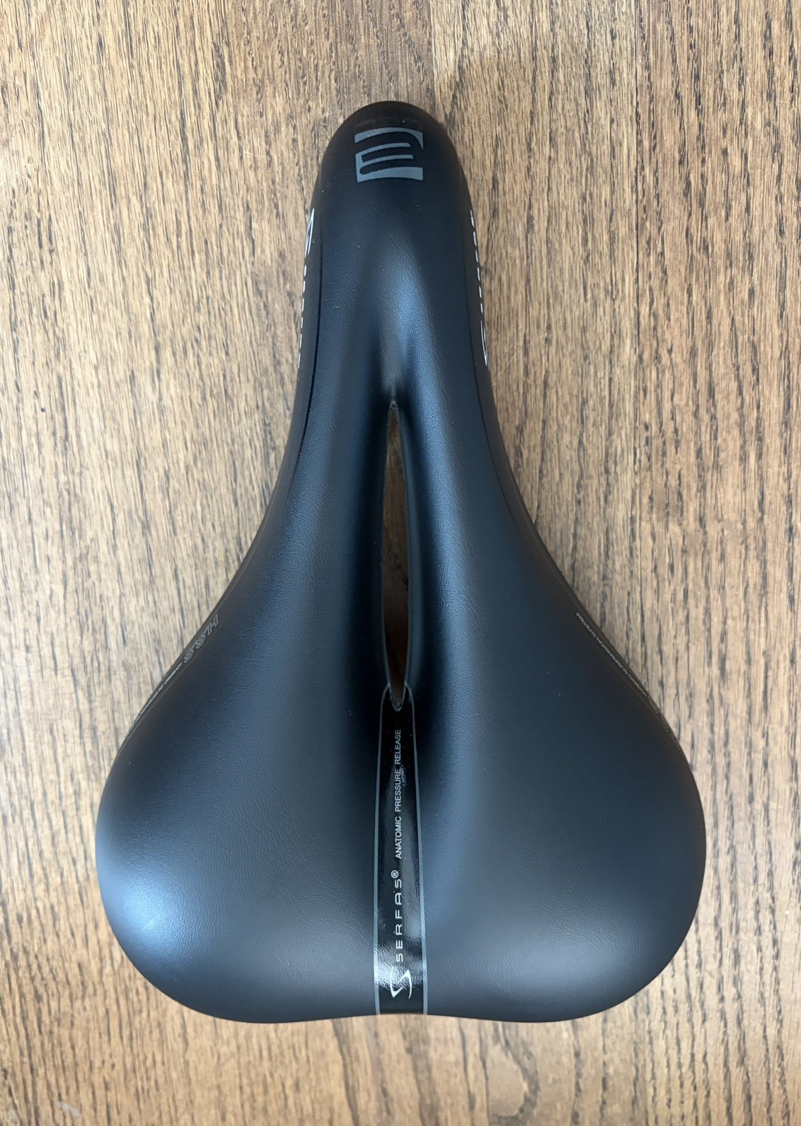 Serfas EG-DDLCT E-Gel Dual Density Womens Cut-Out Saddle – 10″ x 6.8″