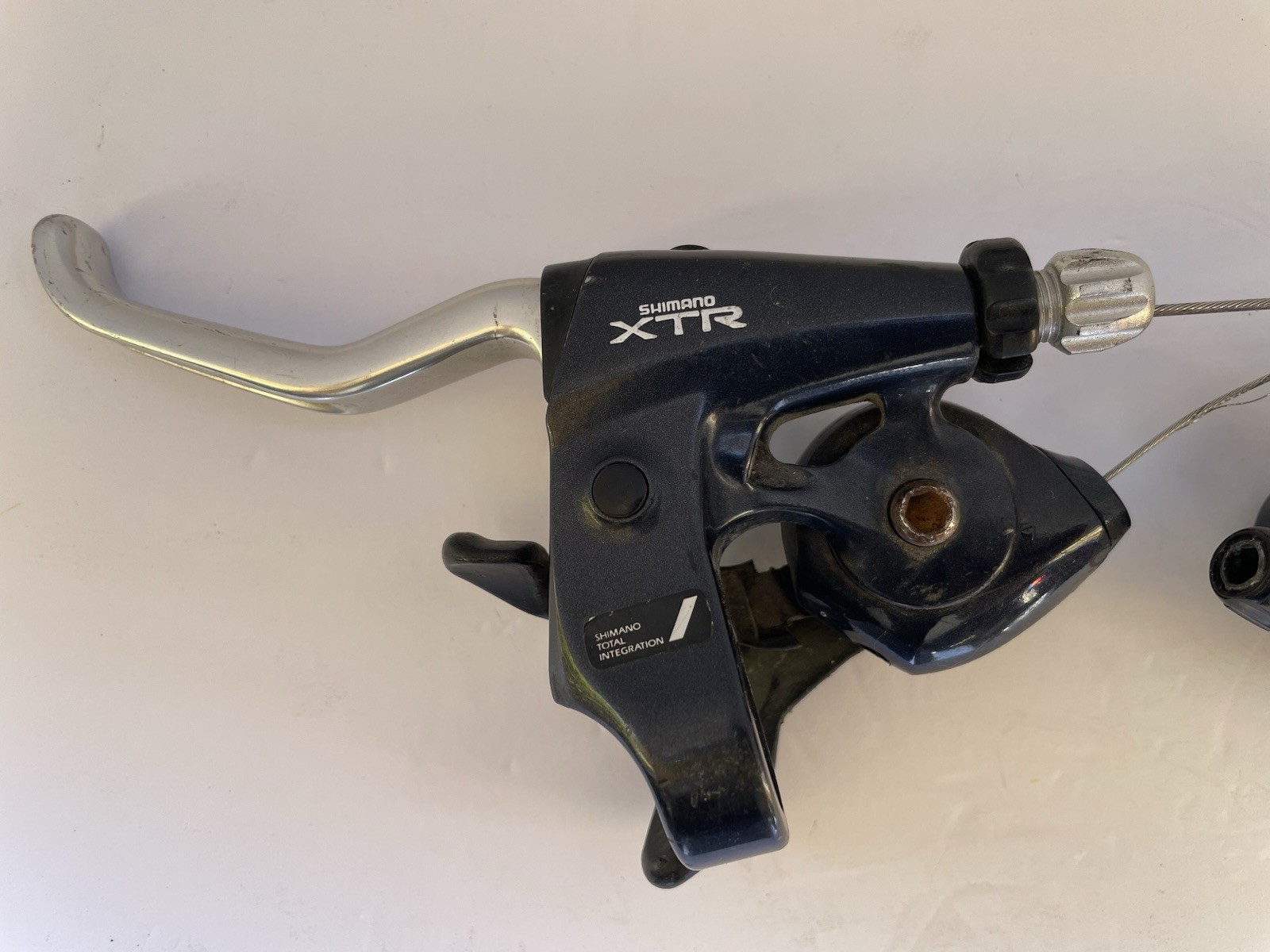 Shimano XTR ST-M900 Shifter Brake Lever Set 3×8 Spd Vintage 90’s – Parts Only