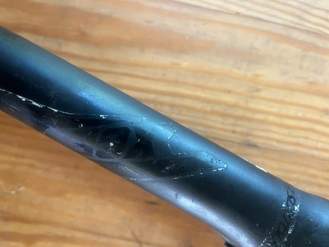 SR Suntour XCE 27.5″ QR Disc Suspension Fork 100mm travel, 1-1/8″ Steerer Tube