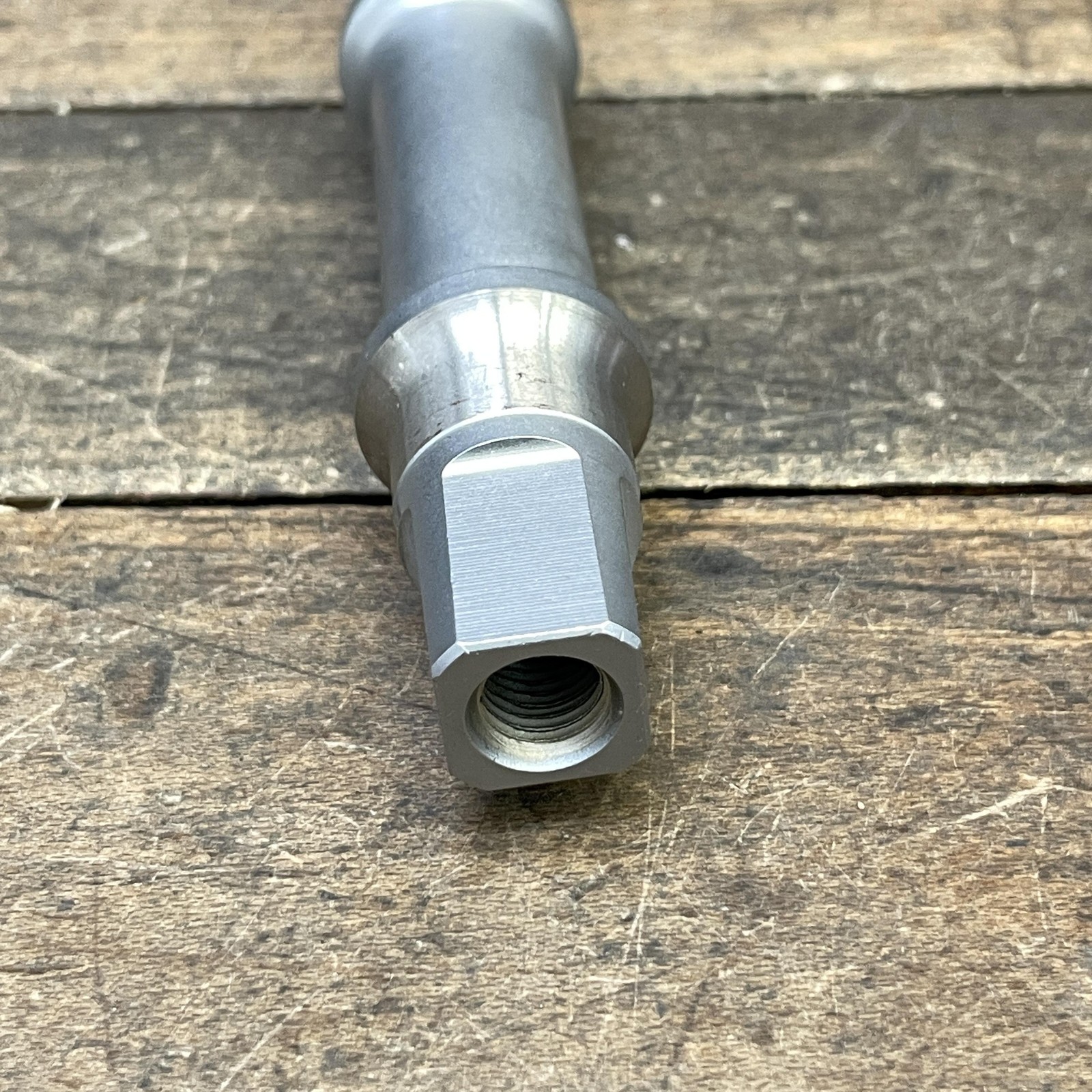 Vintage Sugino MT-68 Bottom Bracket Spindle 68mm 119mm Square Taper Silver