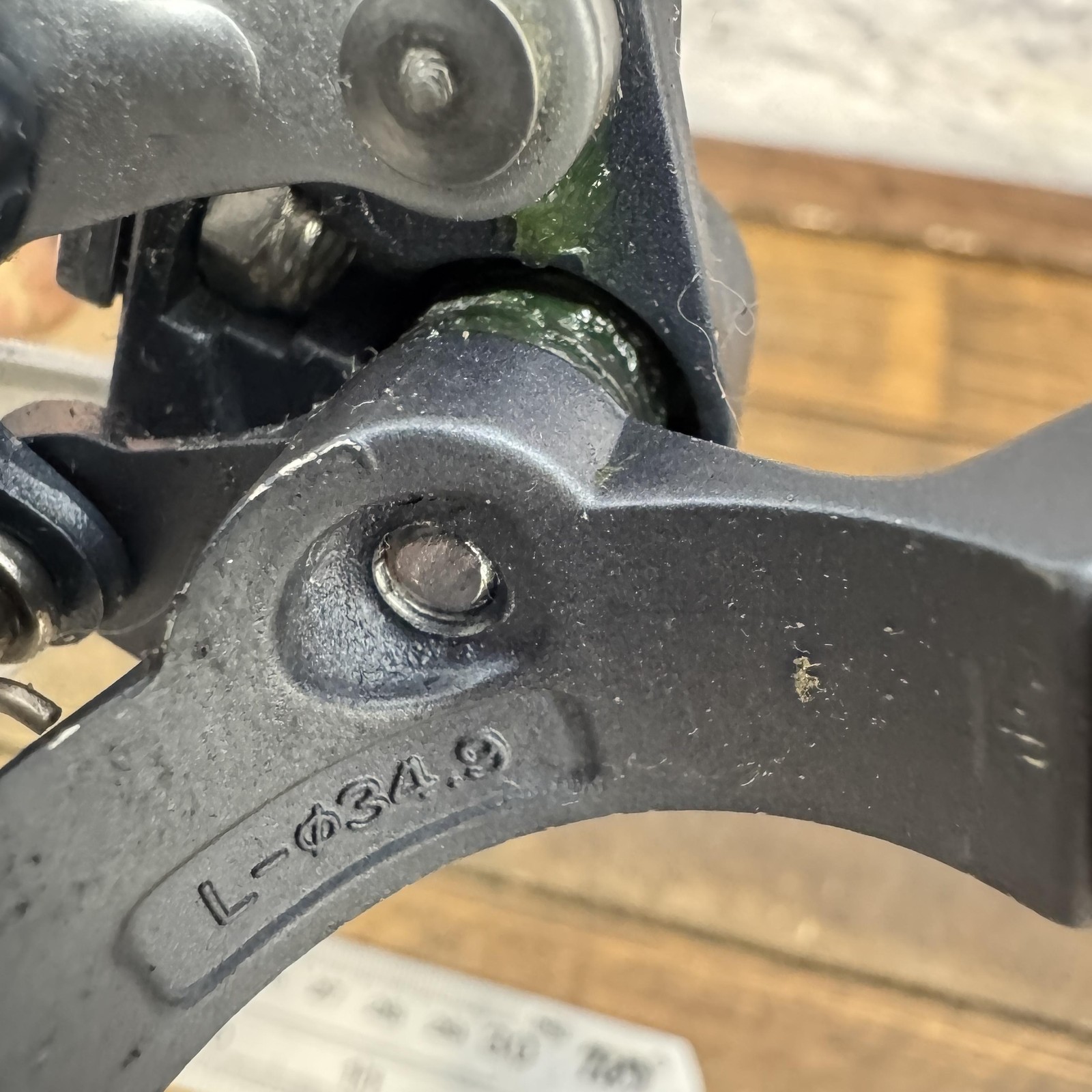 Shimano Deore LX FD-M570 Front Derailleur 34.9 Clamp Triple 9s Bottom Pull MTB