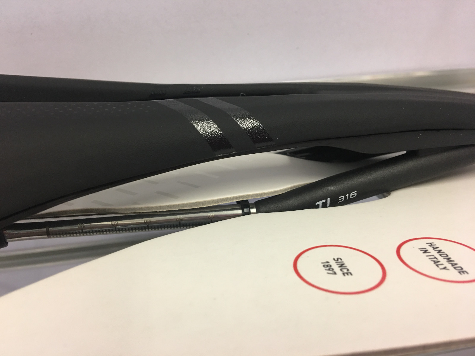 Selle Italia SP-01 Superflow S3 130x288mm TI316 Tube Rail Saddle (Black)