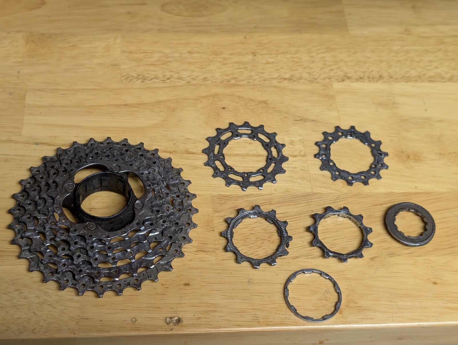 Shimano XT HG Hyperglide CS-M750 – 9 Speed Cassette 12-32T – Nice Used Condition
