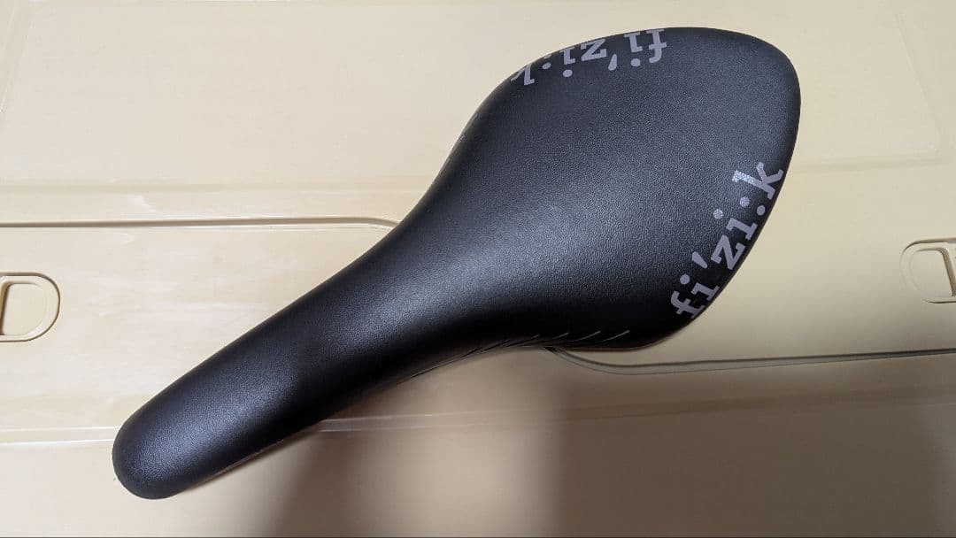 Fizik Arione Carbon Rail Bike Saddle 180g Used Scratches