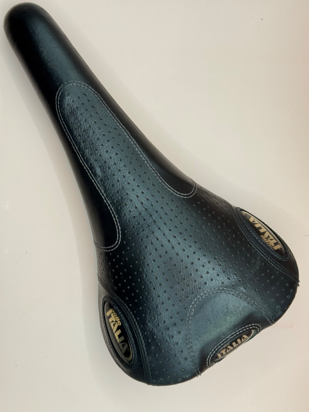 SELLE ITALIA FLITE SADDLE GENUINE GEL TITANIUM STAYS 295 GRAMS 143 MM X 280 MM