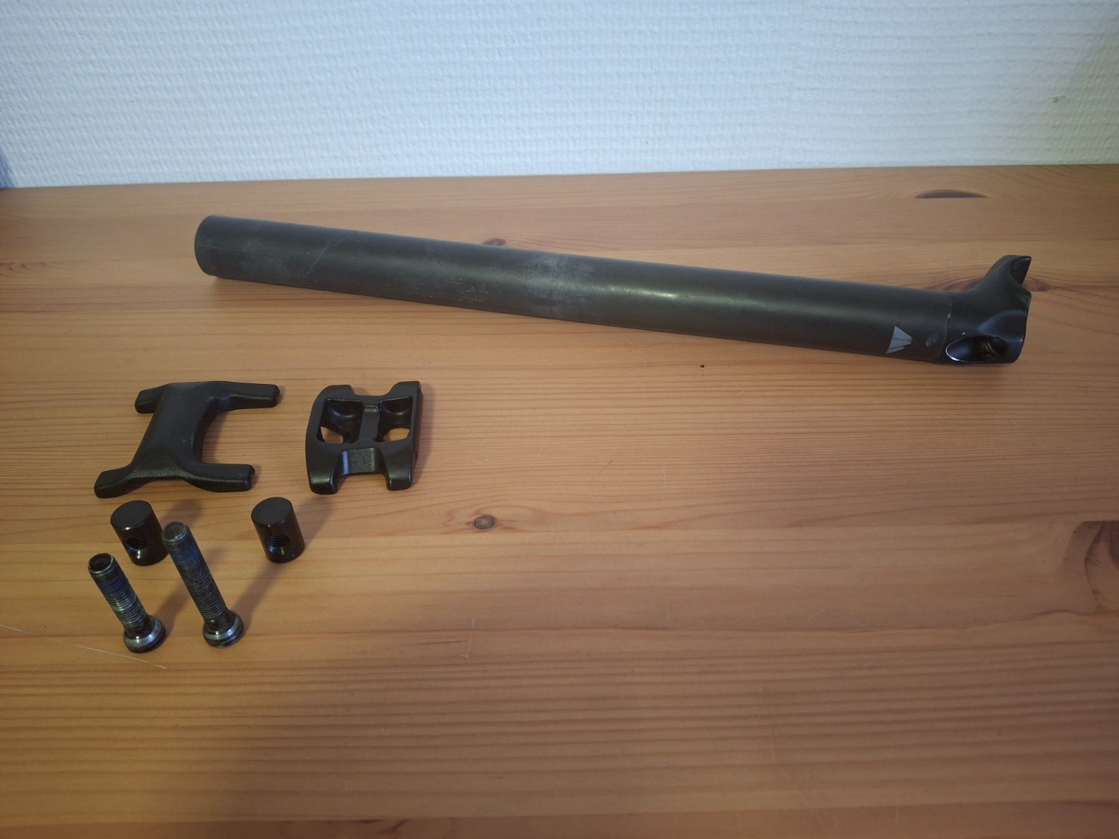 Canyon SP0057 VCLS CF lenght 350mm, Diameter 27.2mm, Setback 20mm, Category 2