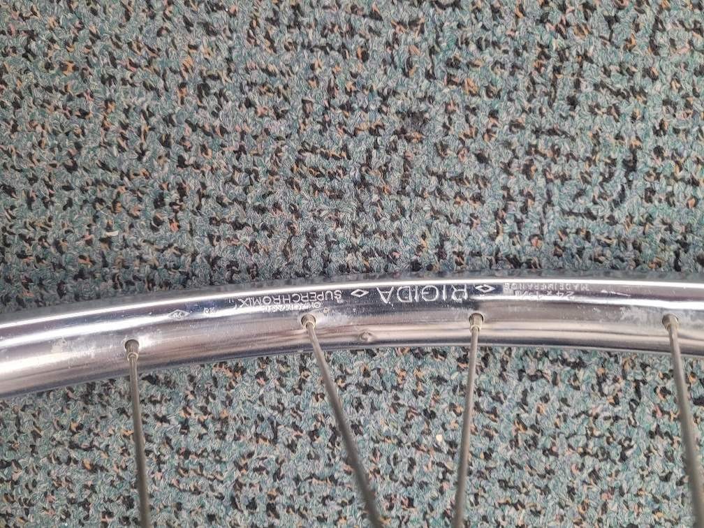 Vintage NOS Wheel Rear Coaster Brake 24×1-3/8 Bendix 70 Rigida Steel Rim
