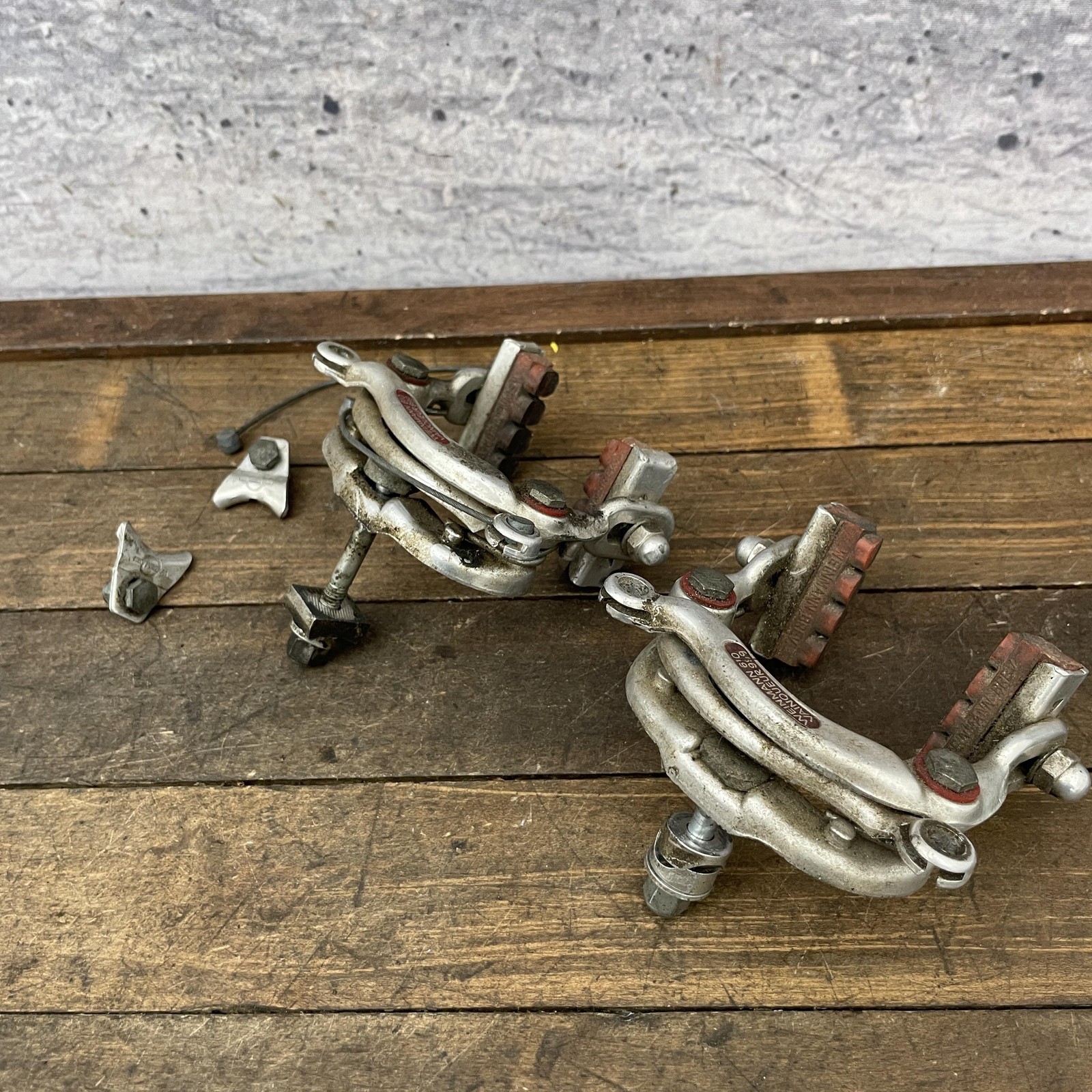 Vintage Weinmann Vainqueur 999 610 Center Pull Brake Calipers Set Pair Road Bike