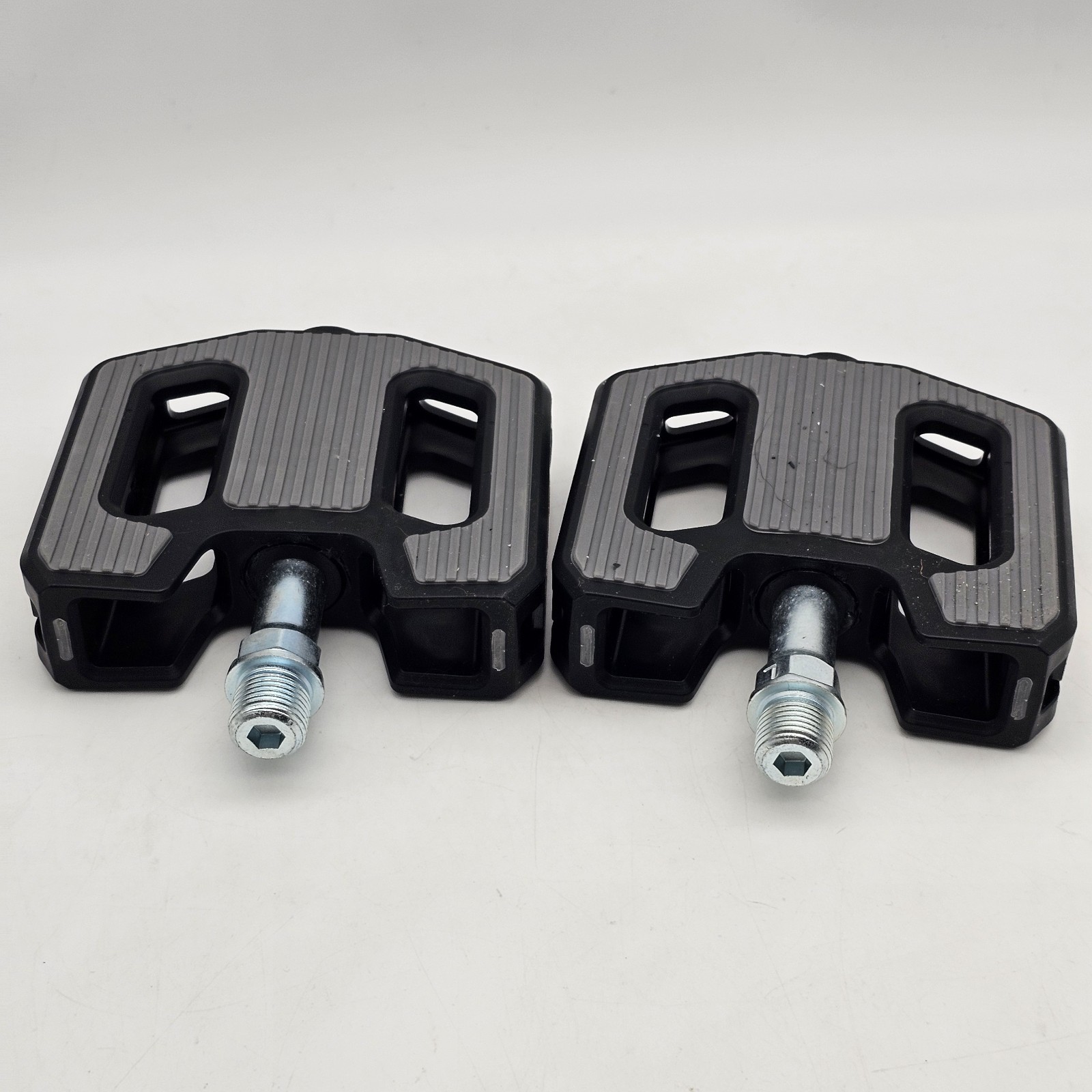 MKS (Mikashima) Bicycle Pedal Panamax Black / Grey Left and Right from Japan