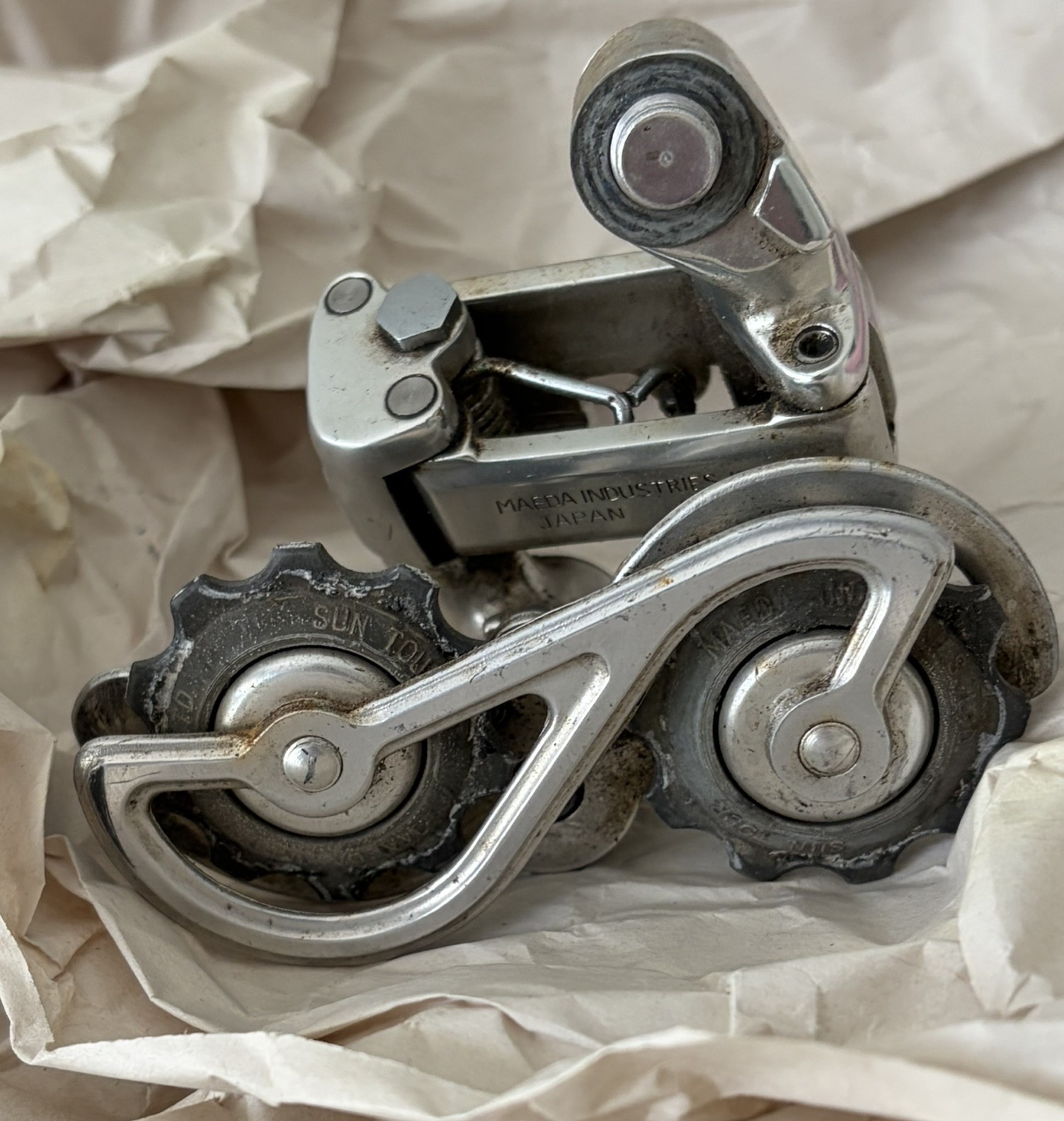 Vintage SunTour Superbe Rear Derailleur Short Cage Hanger Silver