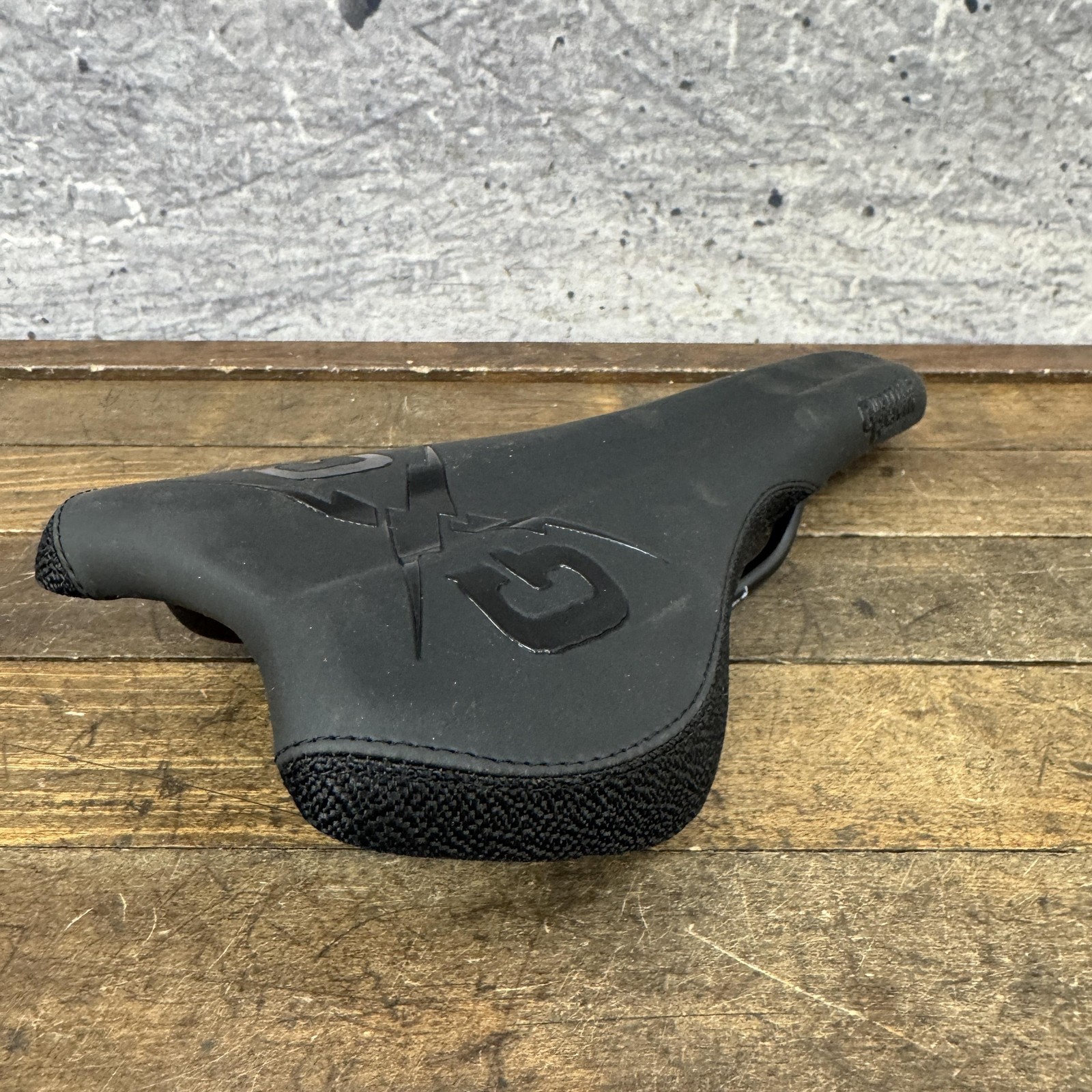 SDG Guerrilla Gravity MTB Seat Trail Enduro BMX NOS Black Bicycle Saddle