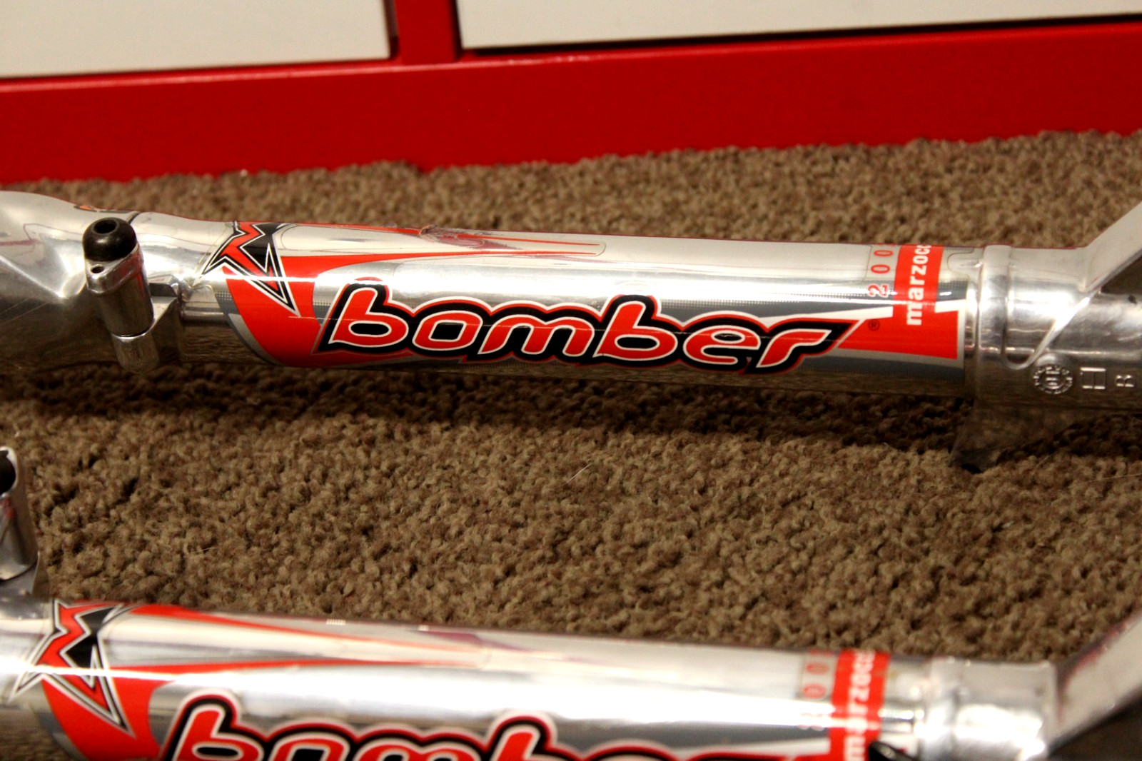 RARE 2002 MARZOCCHI Bomber Dual crown 200mm, 1-1/8” 26″, Downhill DH Fork MTB
