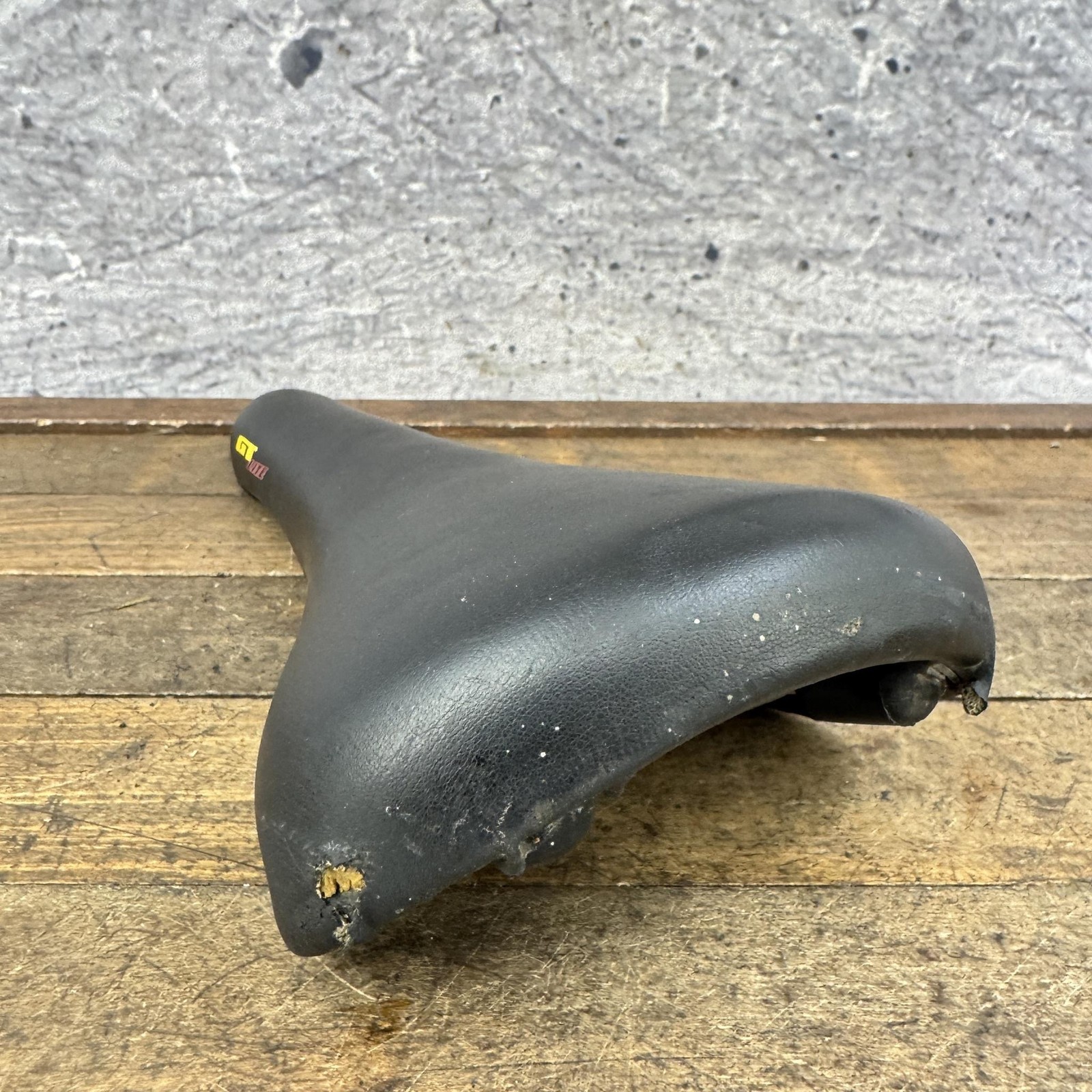 GT Lite Seat Bicycle 90s MTB Saddle GT-8 Black Racing 245g Bike Cut