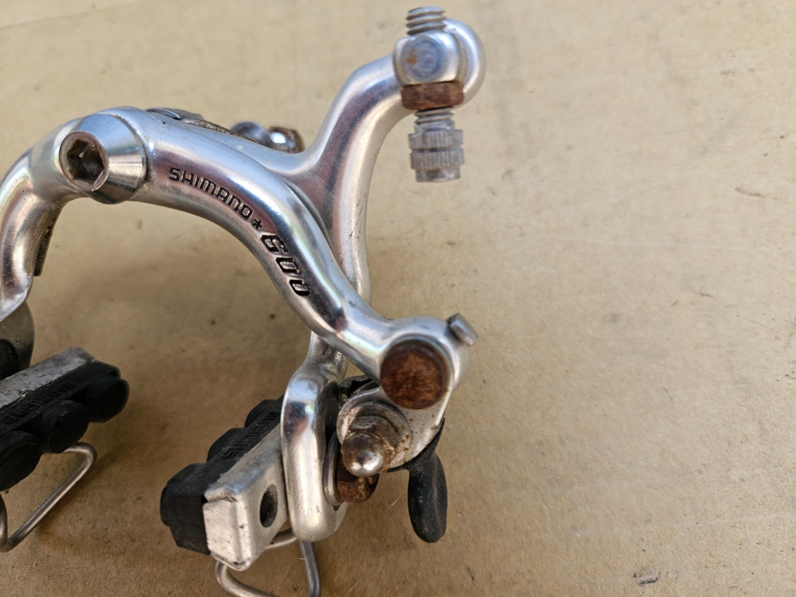Shimano 600 Arabesque Road Bike Brake Calipers Front + Rear Set Japan low miles