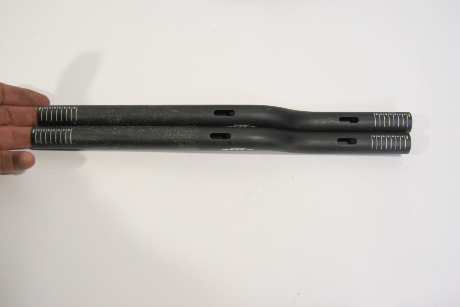 Oval Concepts Pair of 950 Carbon Aero Bar Extensions S bend 22.2 x 370mm SE