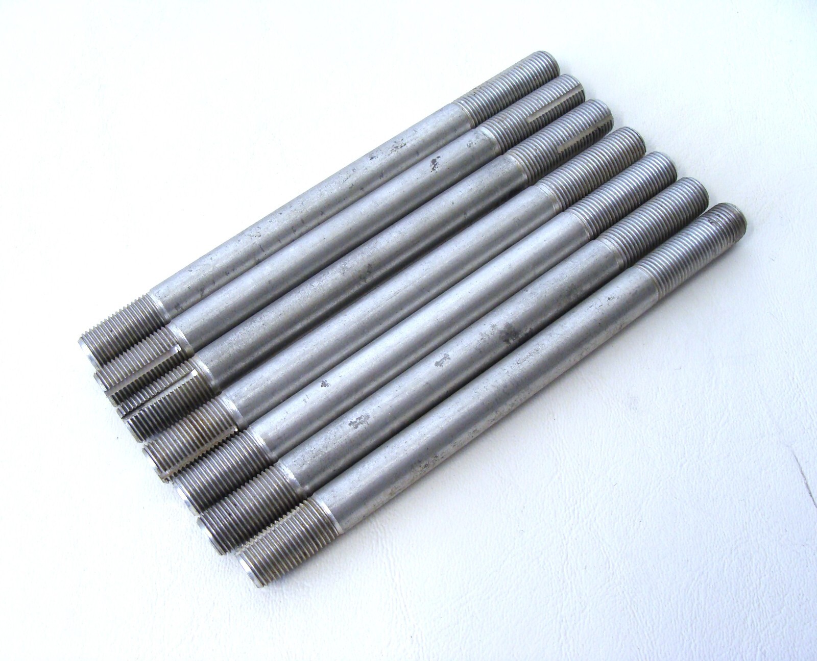 ~ NOS 136 mm Alloy 10 x 1 mm Hollow Quick Release Sealed Bearing Rear Hub Axle ~
