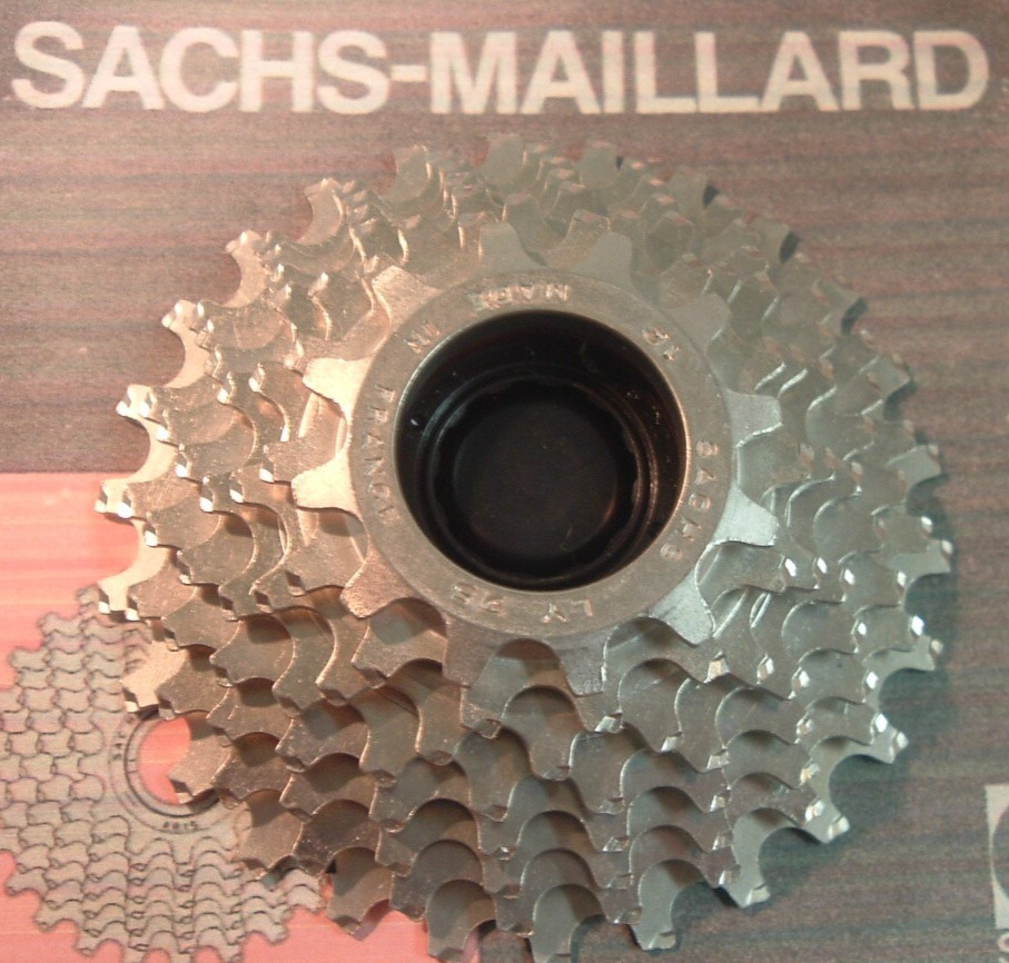Sachs Maillard Aris 8-Spd 12T-26T LY93 NEW /NOS MTB /Road Freewheel Vintage-Mint