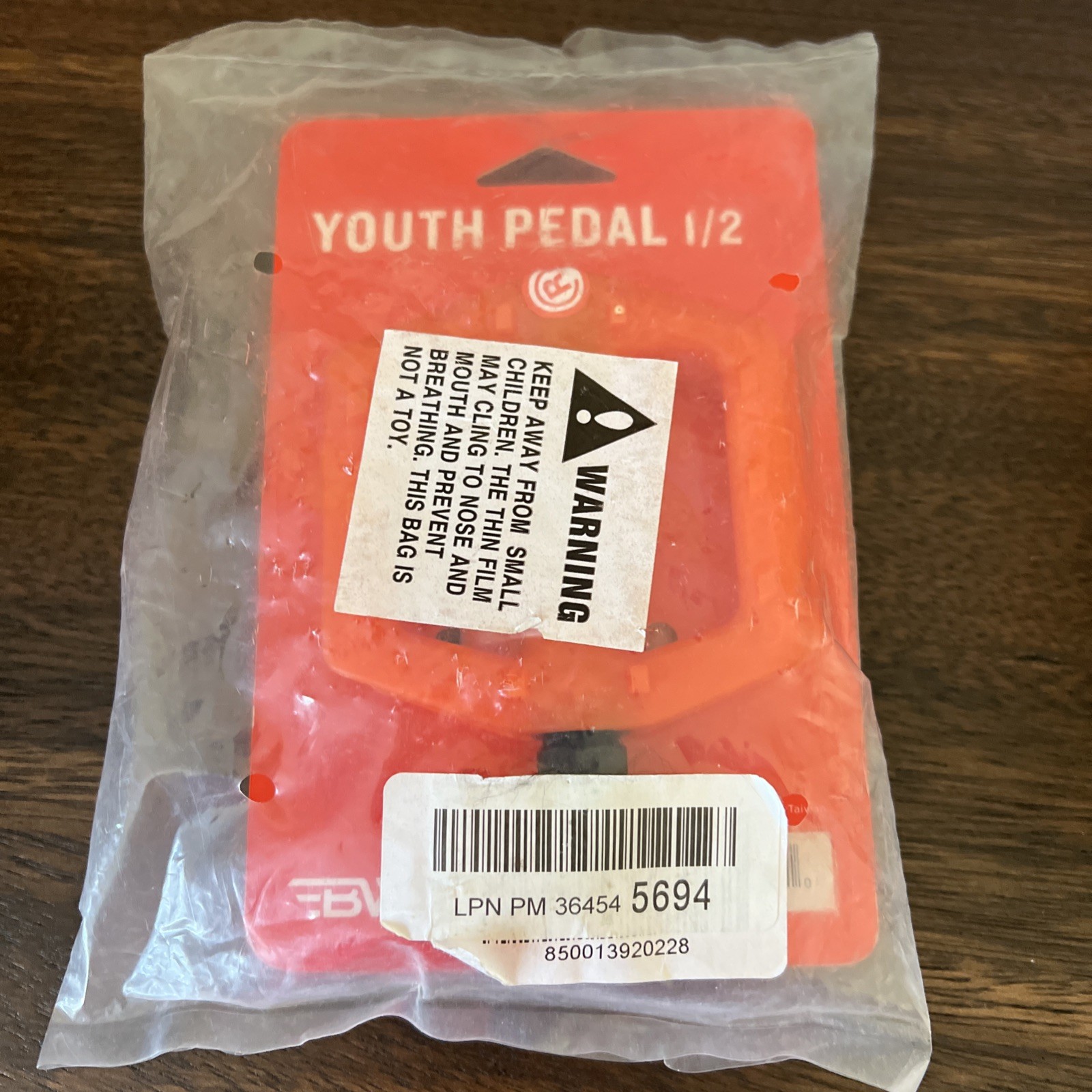 BW Youth Pedal 1/2 BIKE ORANGE BWE LPN PM 36454 5694 CYCLE PART NEW NWT