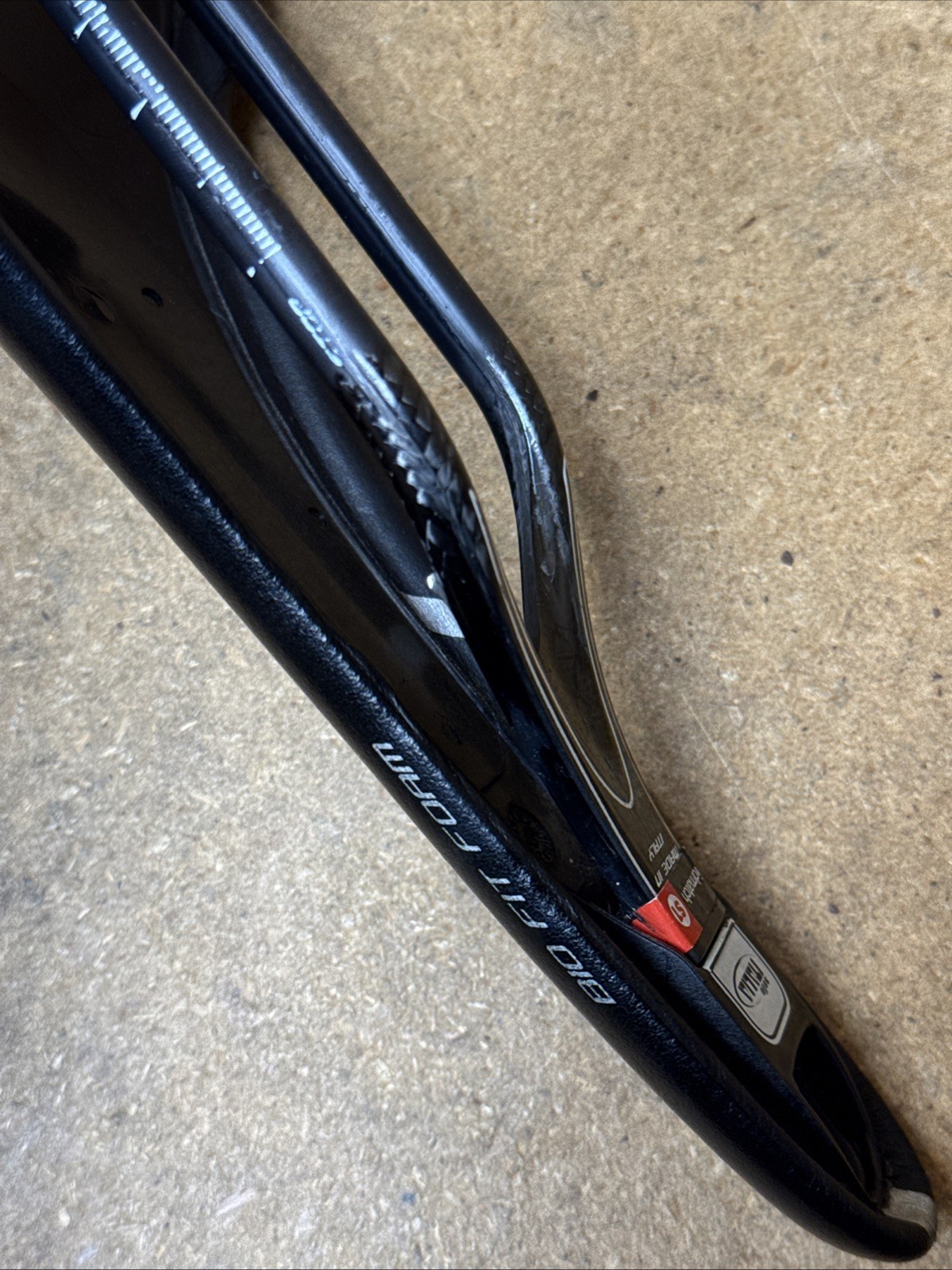 Selle Italia SLR Kit Carbonio Saddle Carbon Fiber Rails 125g ID Match S1