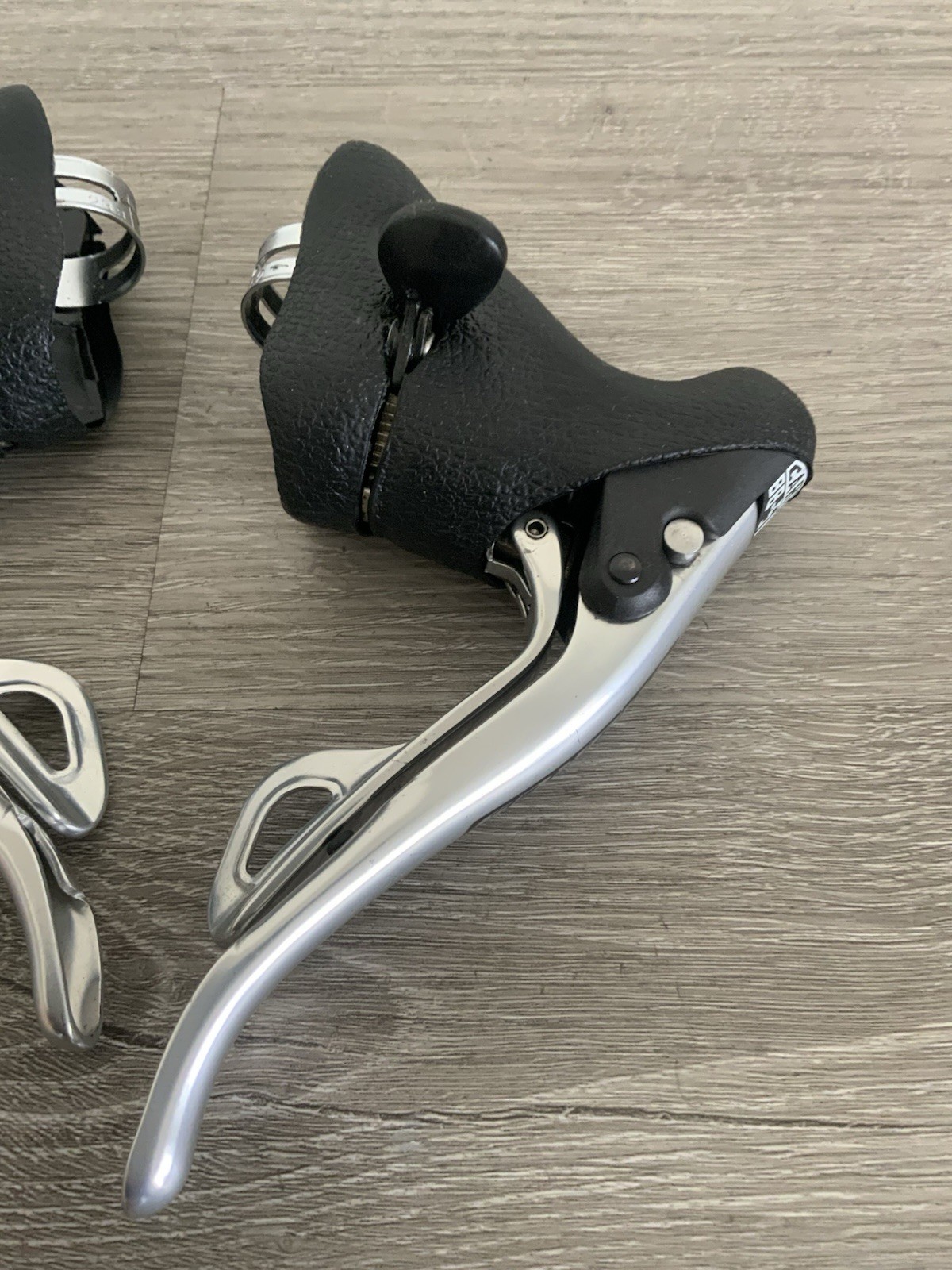CAMPAGNOLO CHORUS BRAKE / SHIFTER SET 9 SPEED CARBON DOUBLE OR TRIPLE ERGO