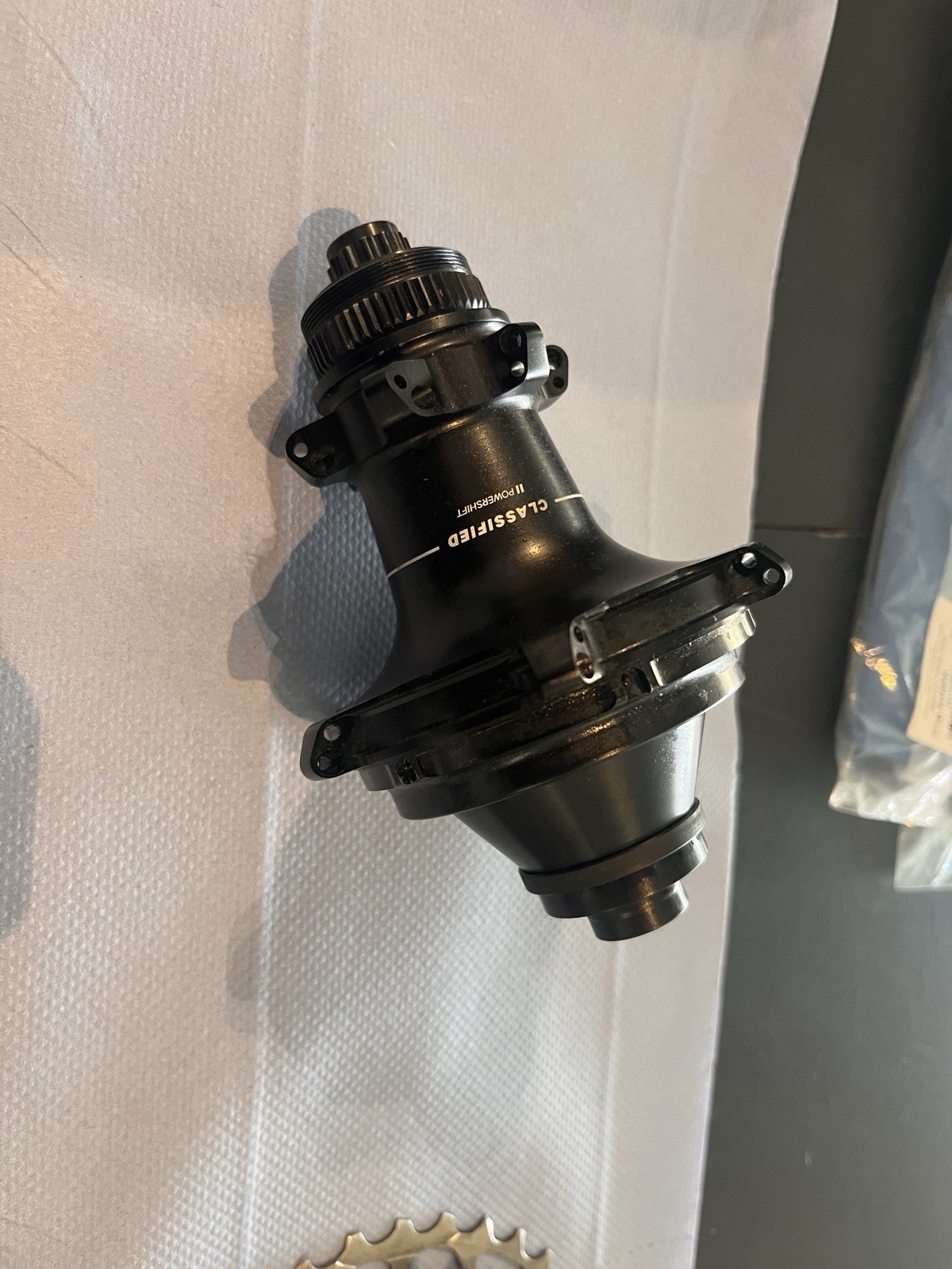 Low Mile! Classified Powershift Hub With 11 Speed Cassette