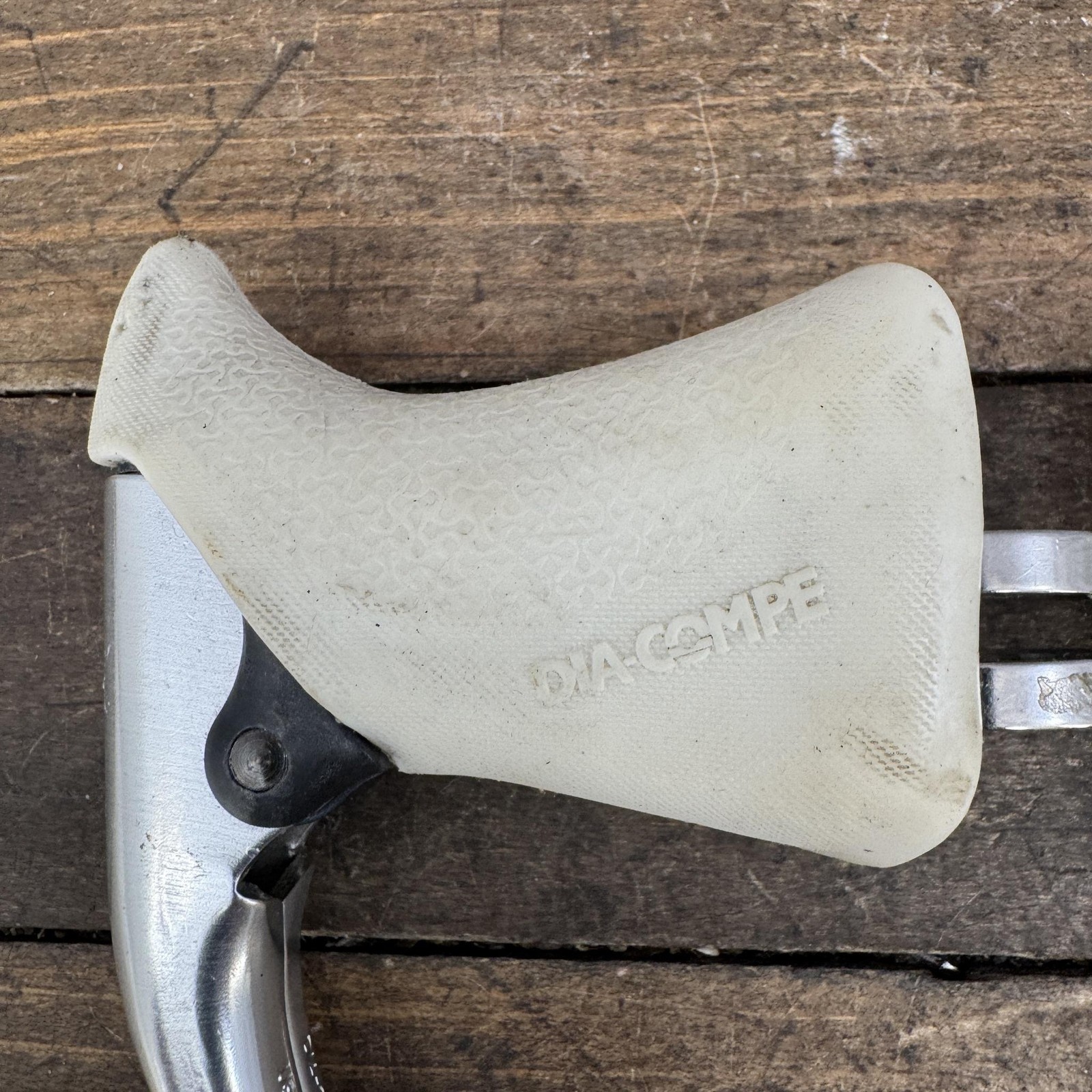 Vintage Dia-Compe BRS Blaze Aero Brake Levers Pair White Hoods 23.8mm Road