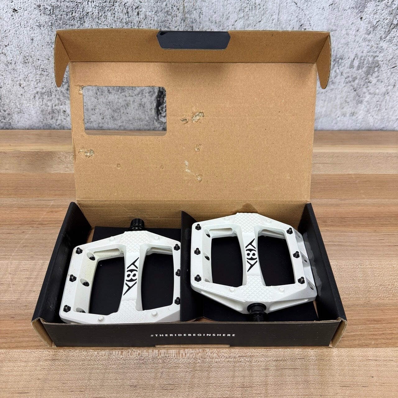 New! Origin8 Strapd White Composite Platform/Flat MTB Bike Pedals 364g MSRP $60