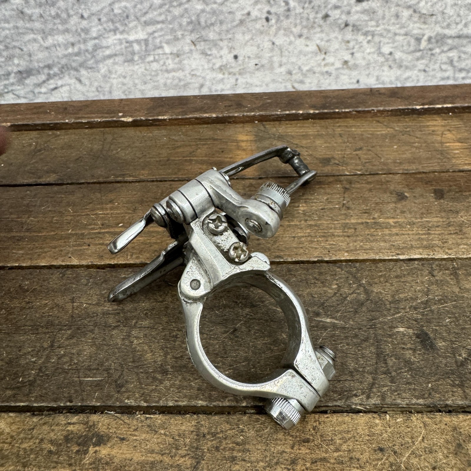 Vintage Shimano 600 Arabesque Front Derailleur 28.6 Clamp Bottom Pull Road