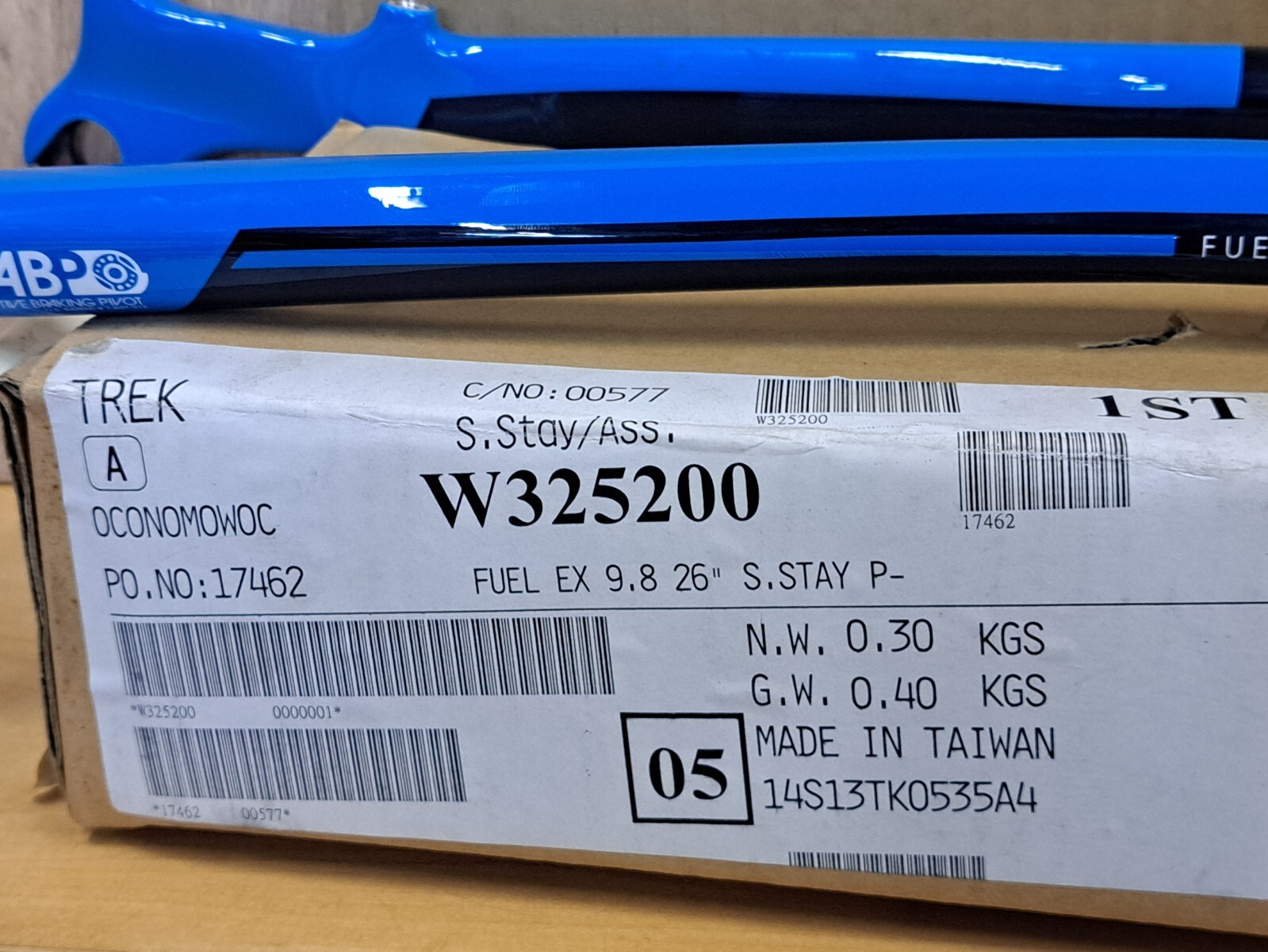 Trek Fuel EX 9.8 26″ Seat Stay Assembly / Blue / Disc Only / NOS / Carbon / 2014