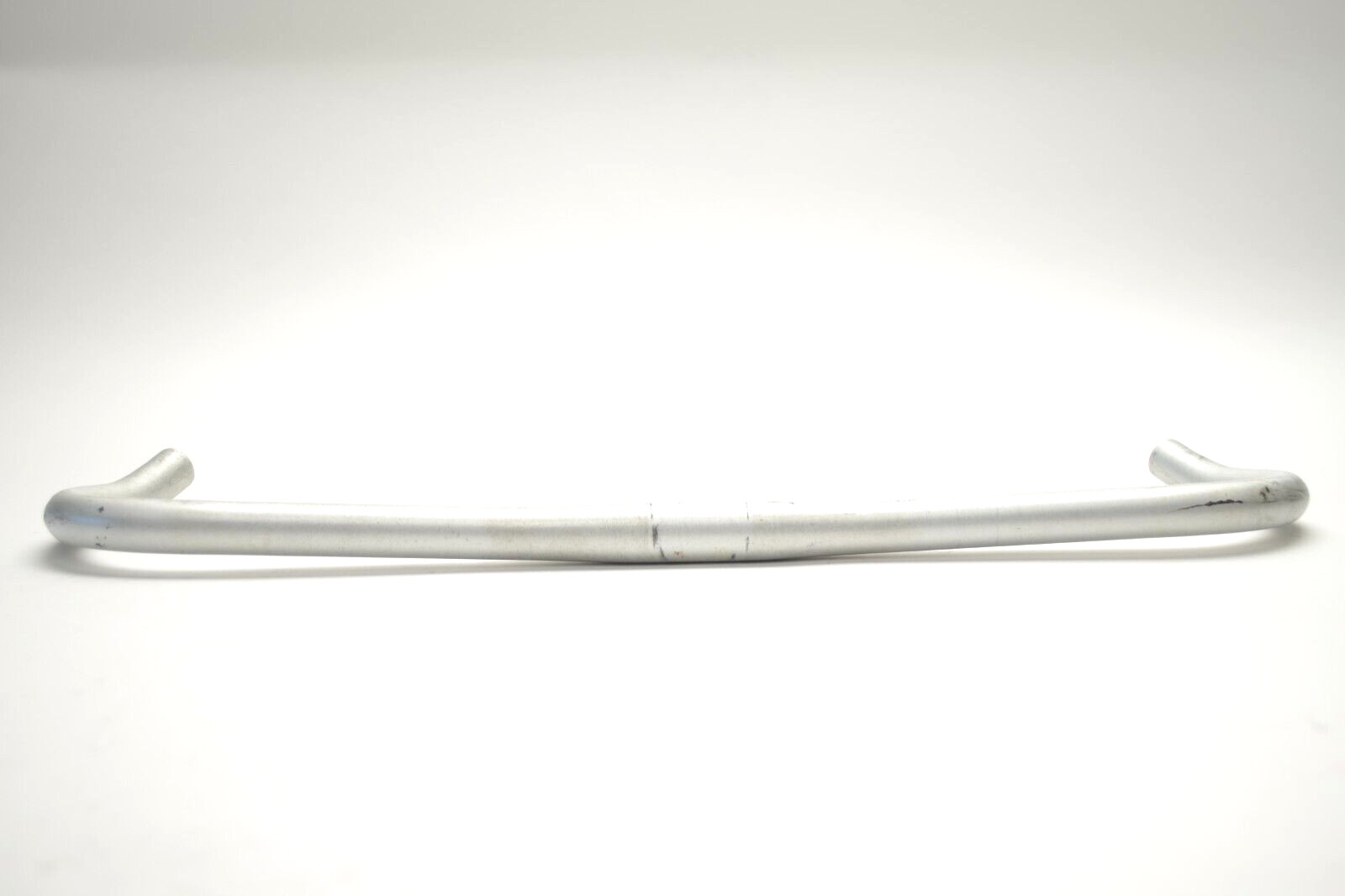 SCOTT AT-2 MOUNTAIN HYBRID BICYCLE 570 MM HANDLEBAR 150 MM REACH 25.4 MM CLAMP