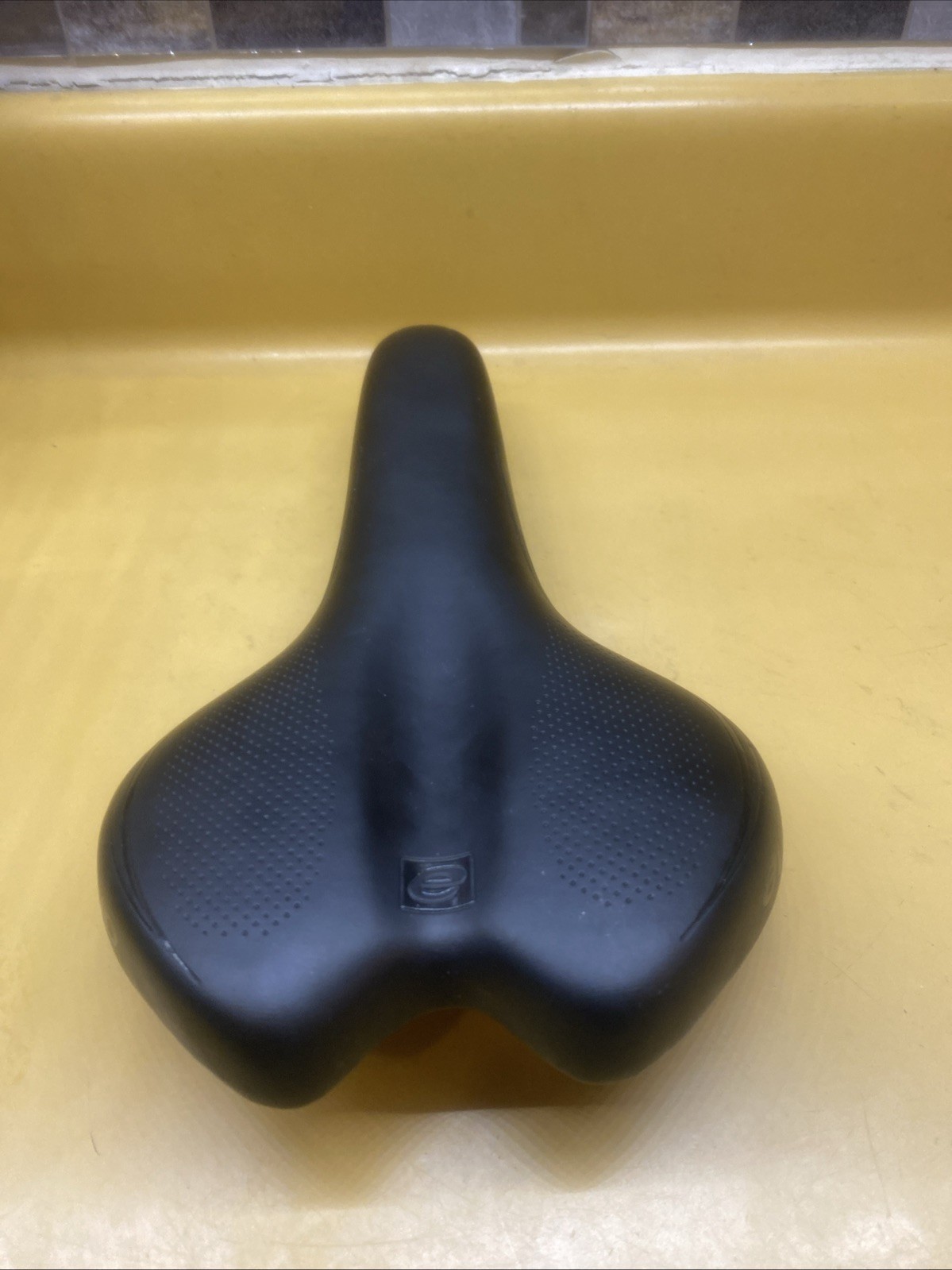 Black EVO 270mm X 160mm Steel Rail Saddle
