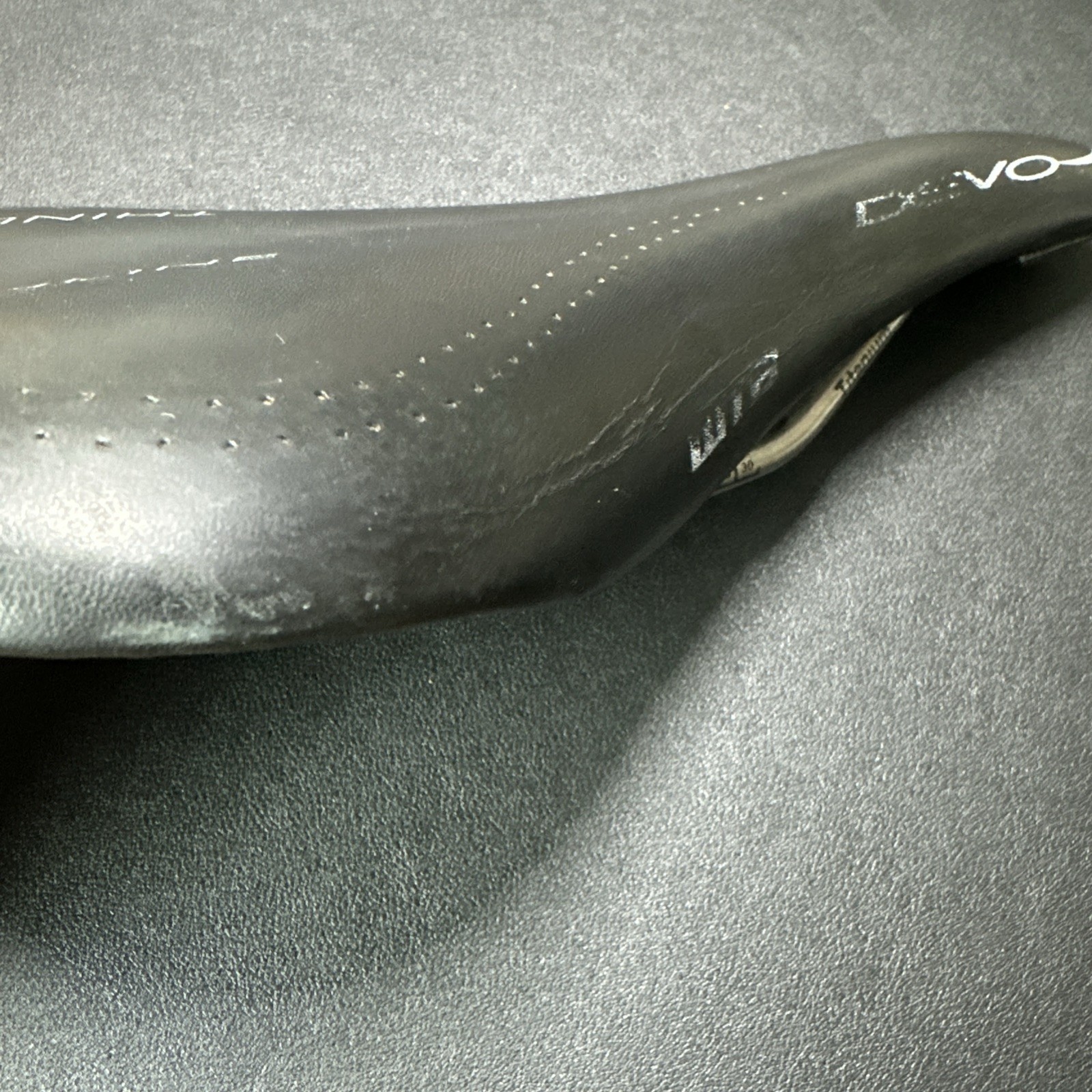 WTB Thinline Devo Saddle – Titanium Rails – 143mm x 260mm