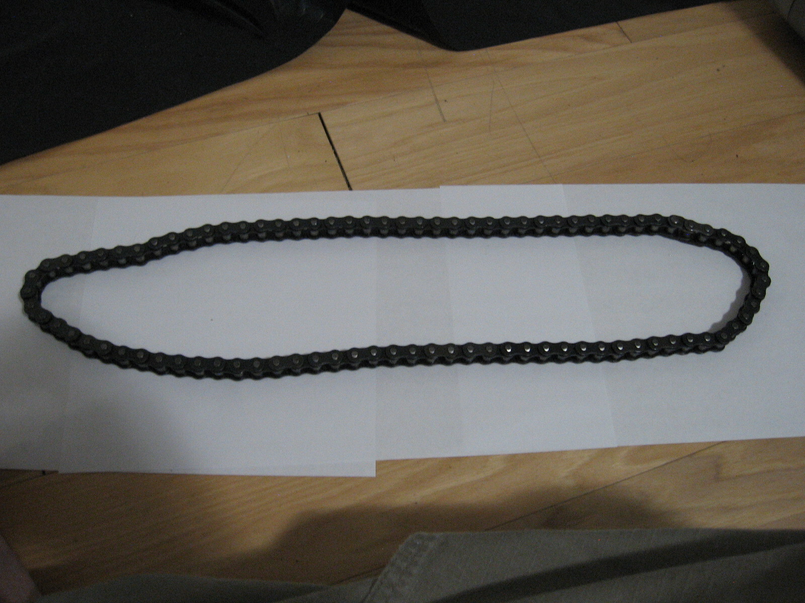 (5 each) Roller Chain 12.7 mm pins C to C and 89 pins – length 45 in or 1143 mm