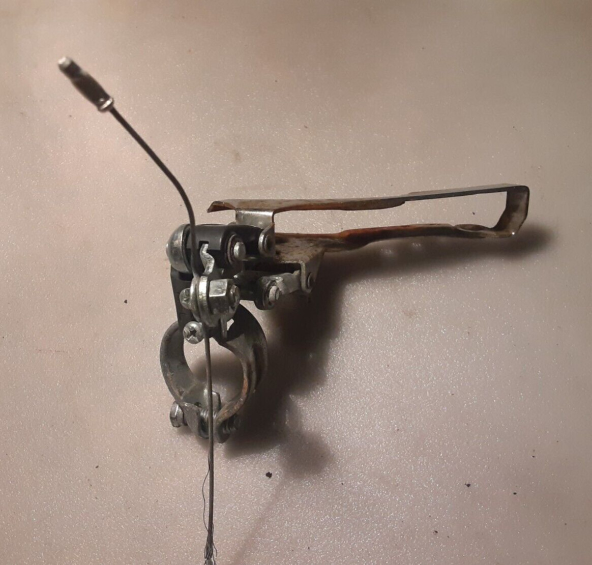 used bike bicycle Front Derailleur, ~1″ ~27 mm clamp, rusty