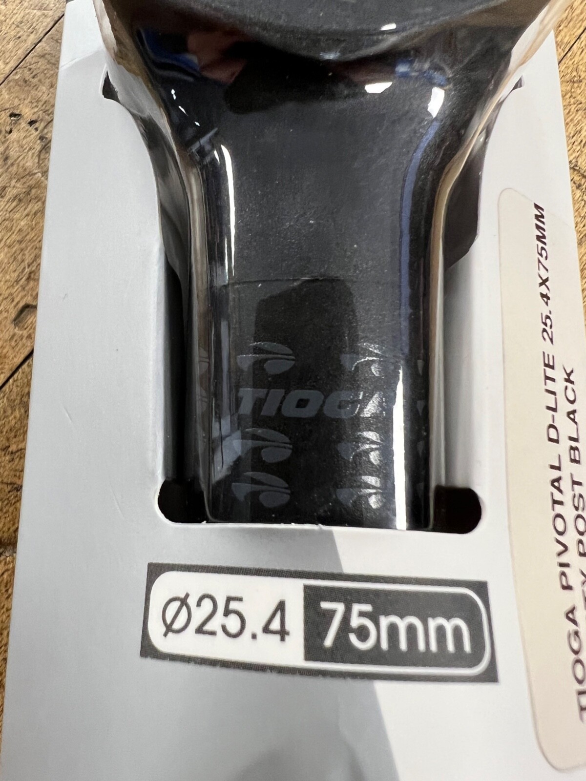TIOGA D-Lite PIVOTAL SEATPOST 25.4 75MM BLACK BMX CLAMP NYLON COMPOSITE RIDE LIT