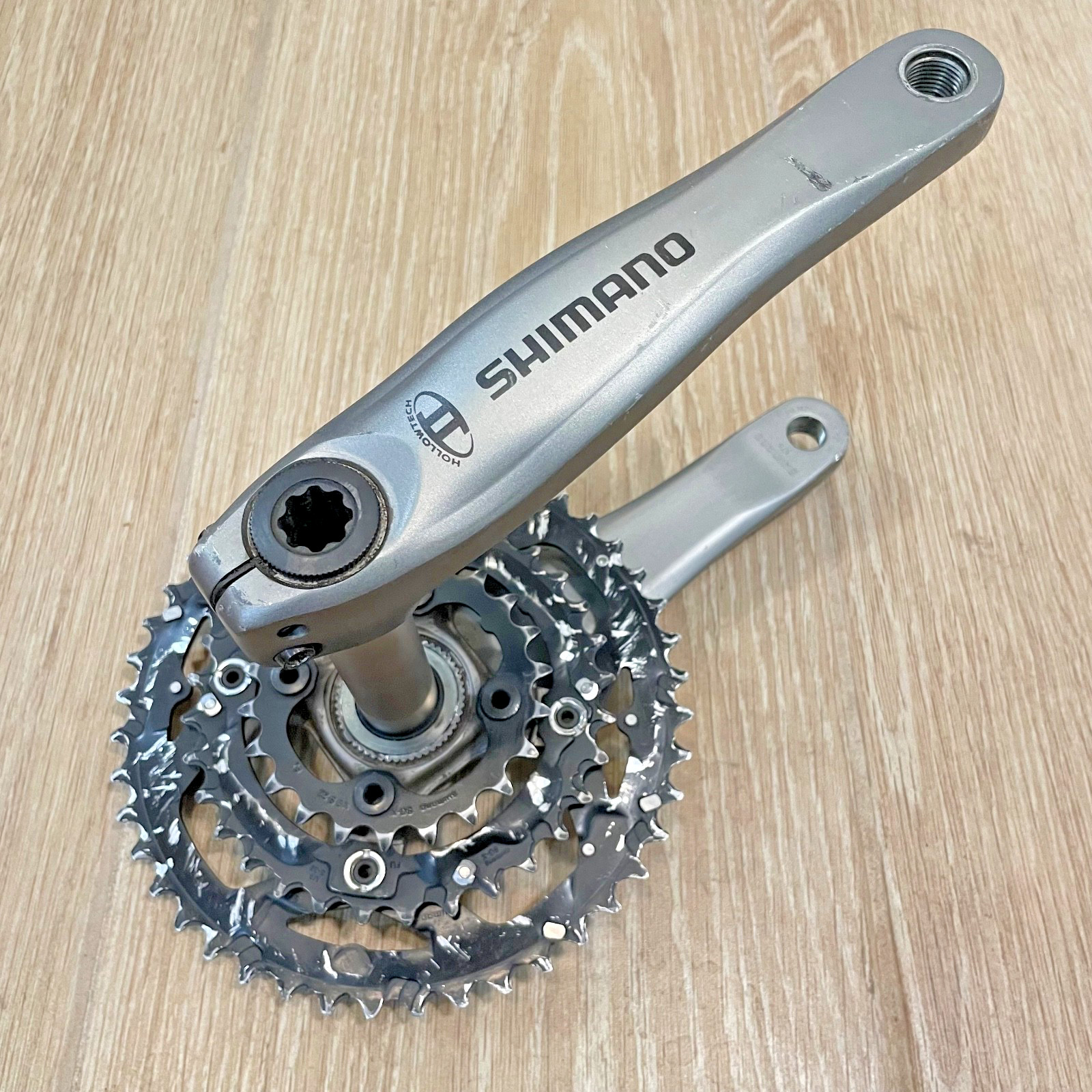 Shimano Deore XT FC-M762 Hollowtech II 175 Triple Crankset 22 32 44