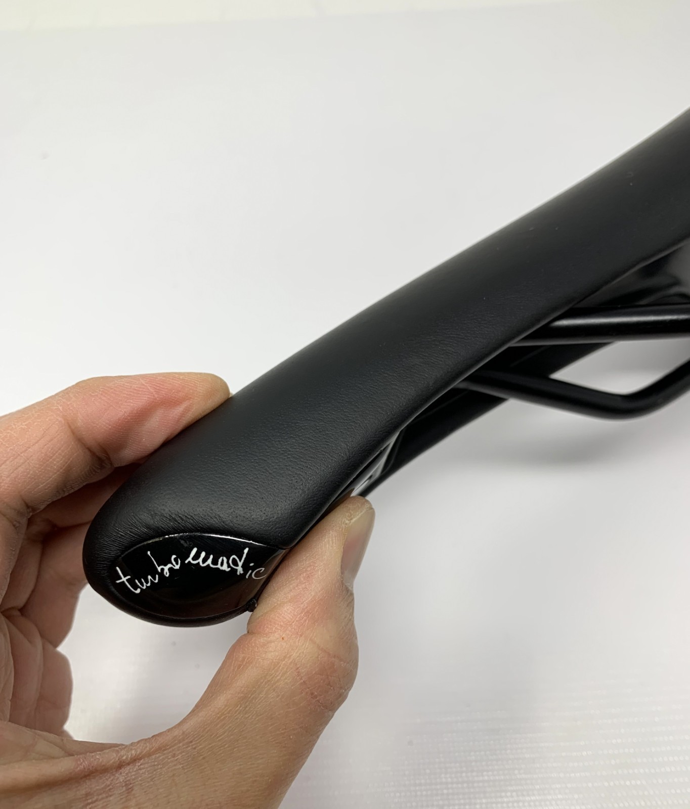 Selle Italia Turbomatic Manganese Saddle
