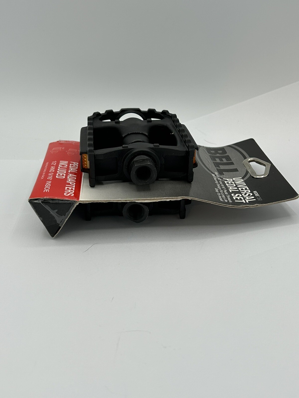 Bell Universal Bike Black Pedal Set Fits 1/2″- 9/16″ Pedal Adapters Included New